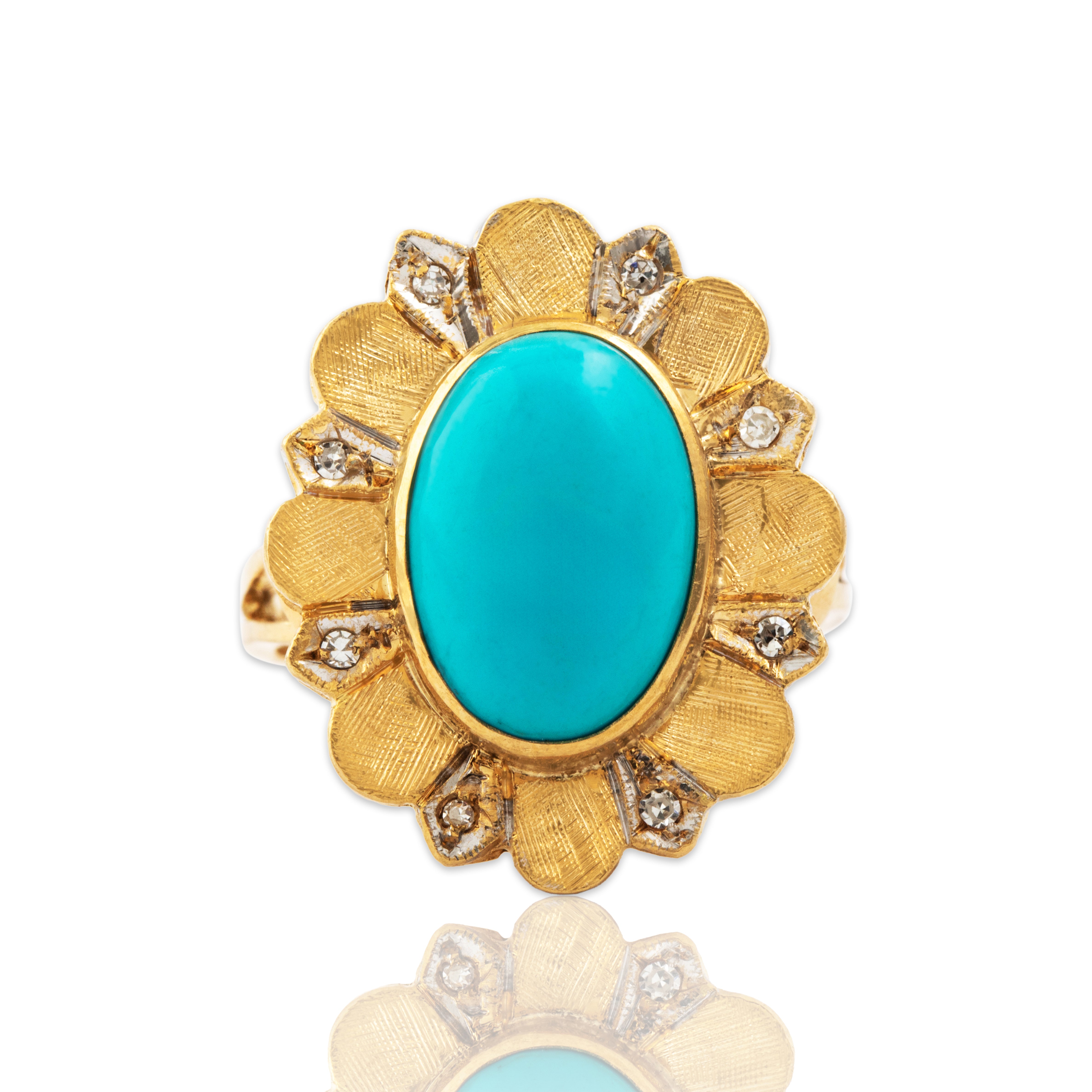 Vintage Italian Large 18k Yellow Gold 4.5ct Turquoise Diamond Floral Ring - Close-up view
