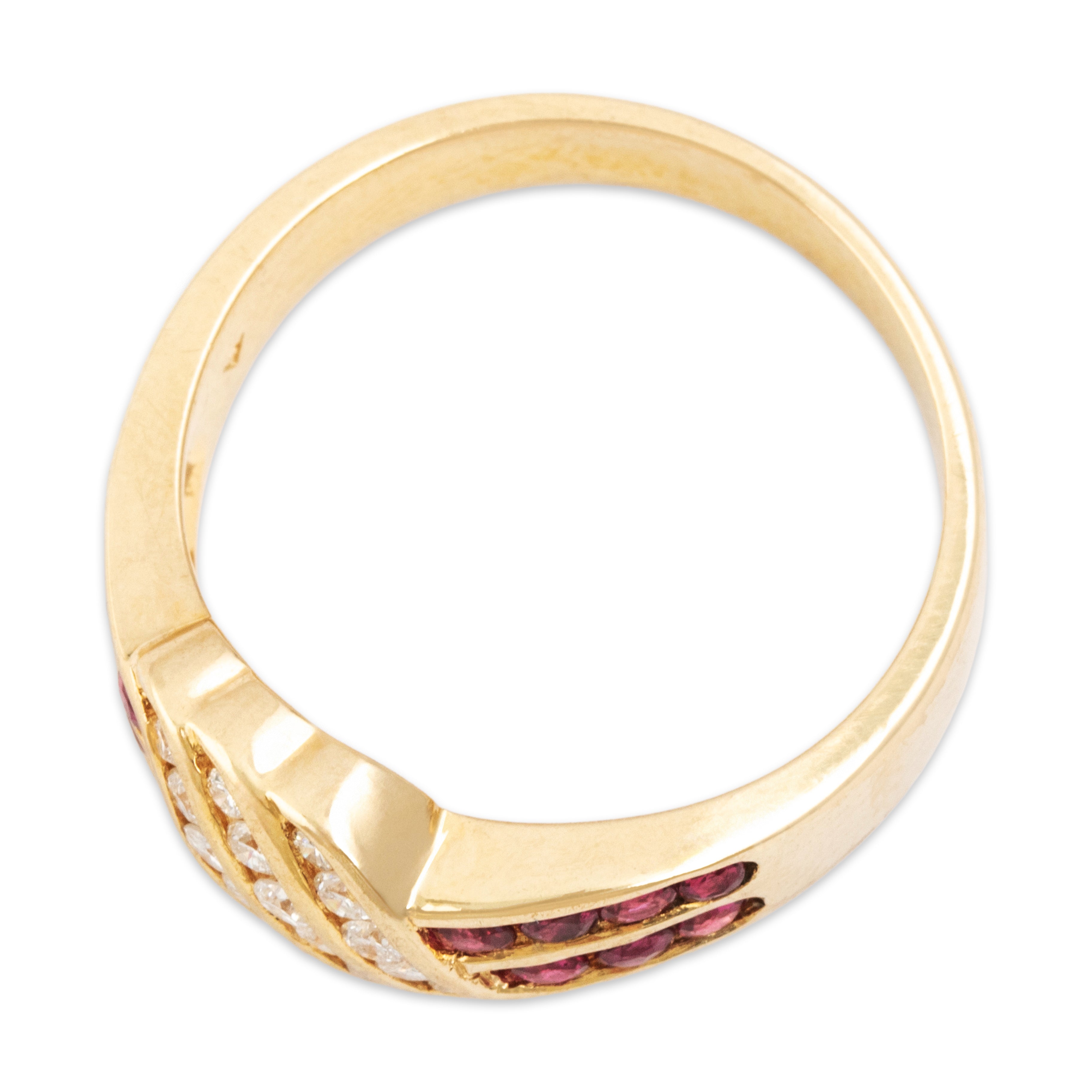 Vintage 18k Yellow Gold Ruby Diamond Elegant Wavy Knot Ring  - Overall view