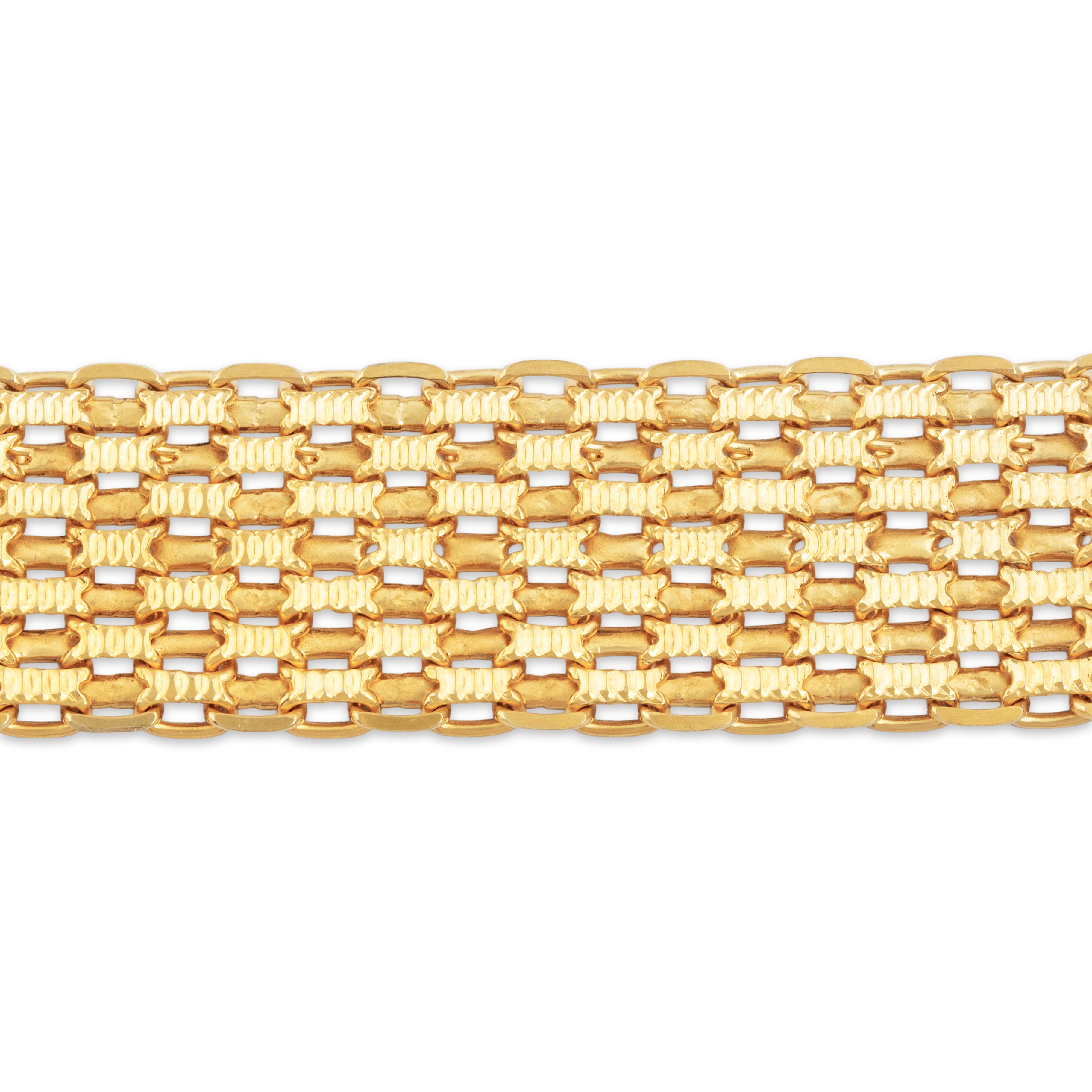 Vintage 14k Yellow Gold Incredible Mesh Link Bracelet - Close-up view