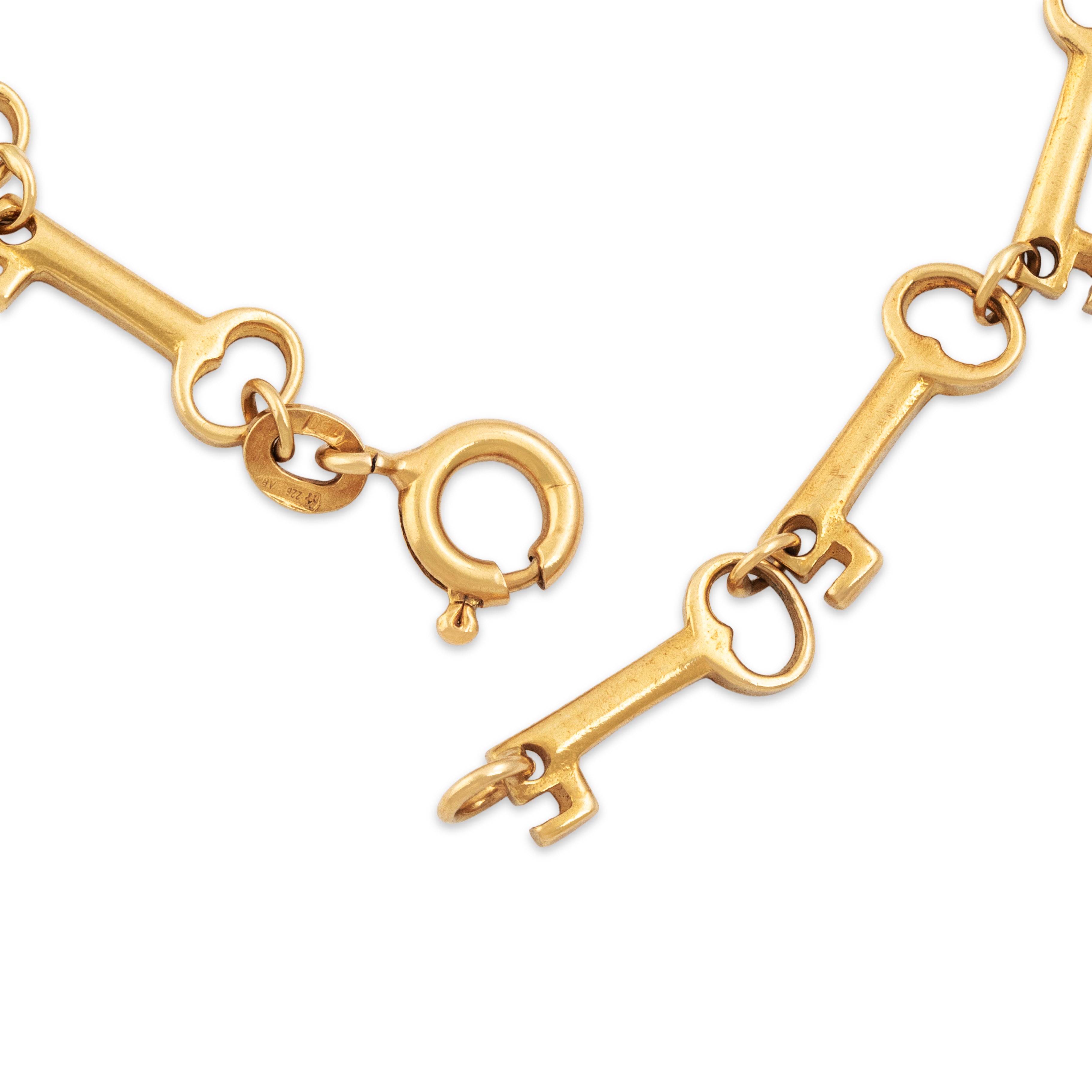 Vintage Italian 18k Yellow Gold Skeleton Key Bracelet - clasp view