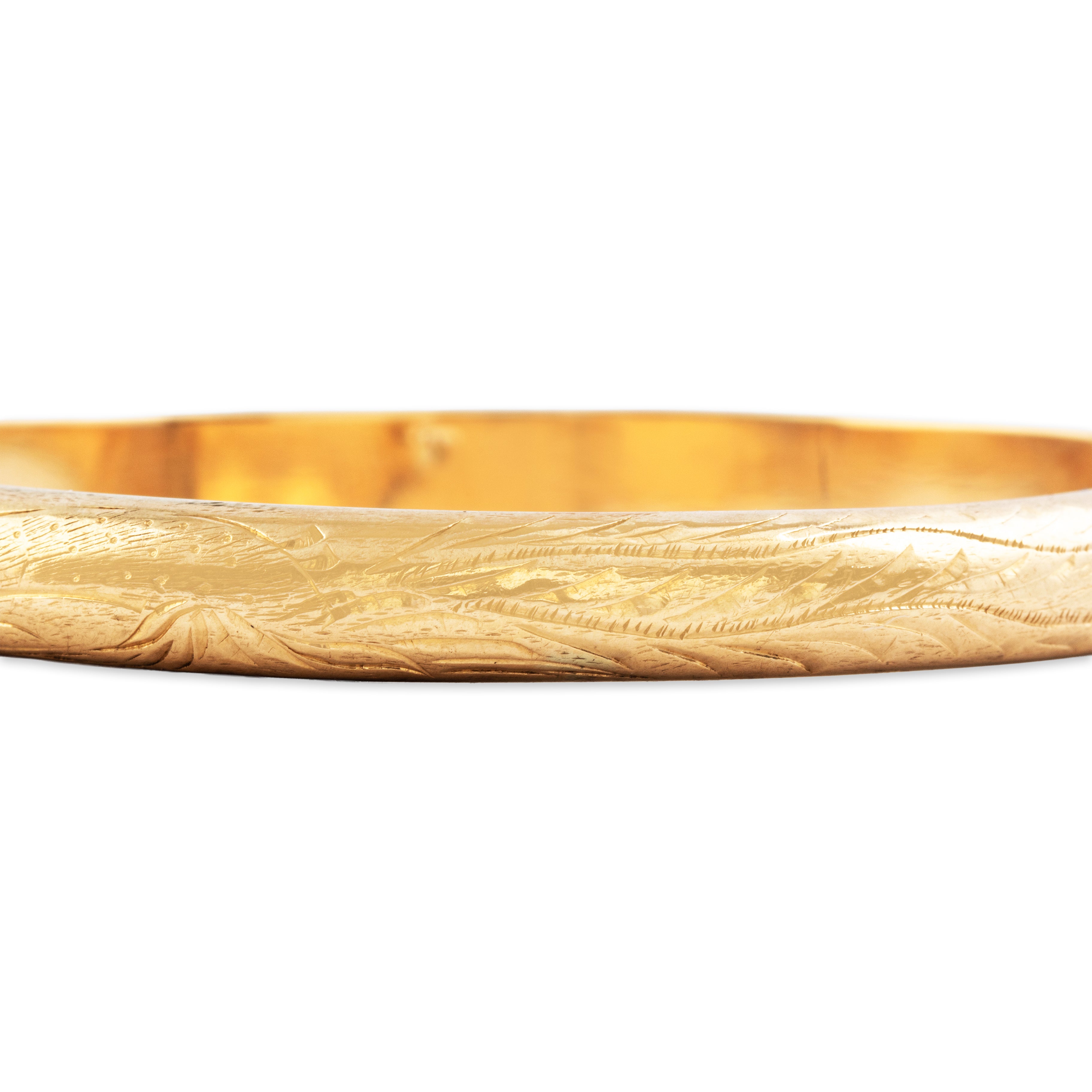 Vintage 14k Yellow Gold Fantastic Engraved Dragon Bangle Bracelet - detail view #6