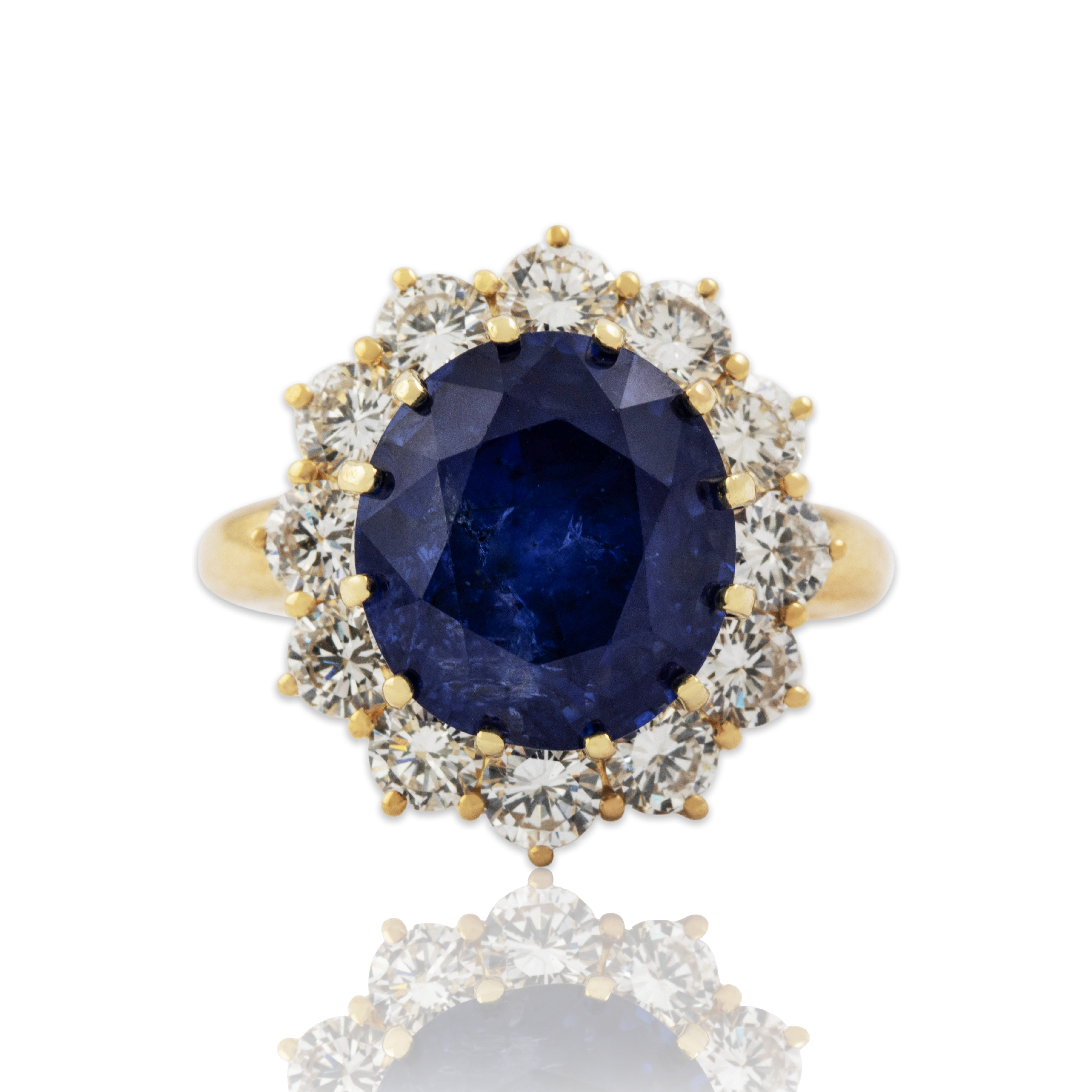 Vintage 18k Yellow Gold 10.15ct GIA Blue Ceylon Sapphire 2cttw Diamond Ring