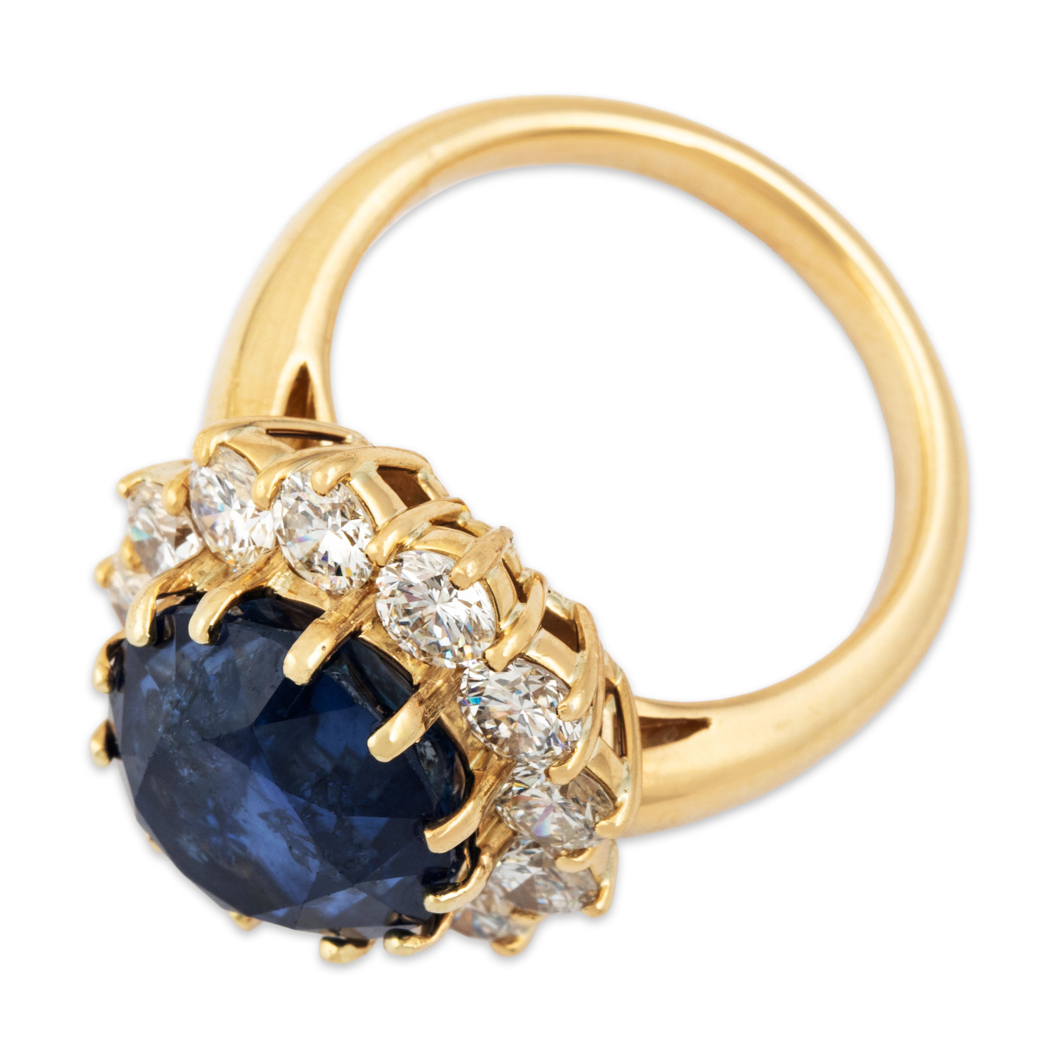 Vintage 18k Yellow Gold 10.15ct GIA Blue Ceylon Sapphire 2cttw Diamond Ring