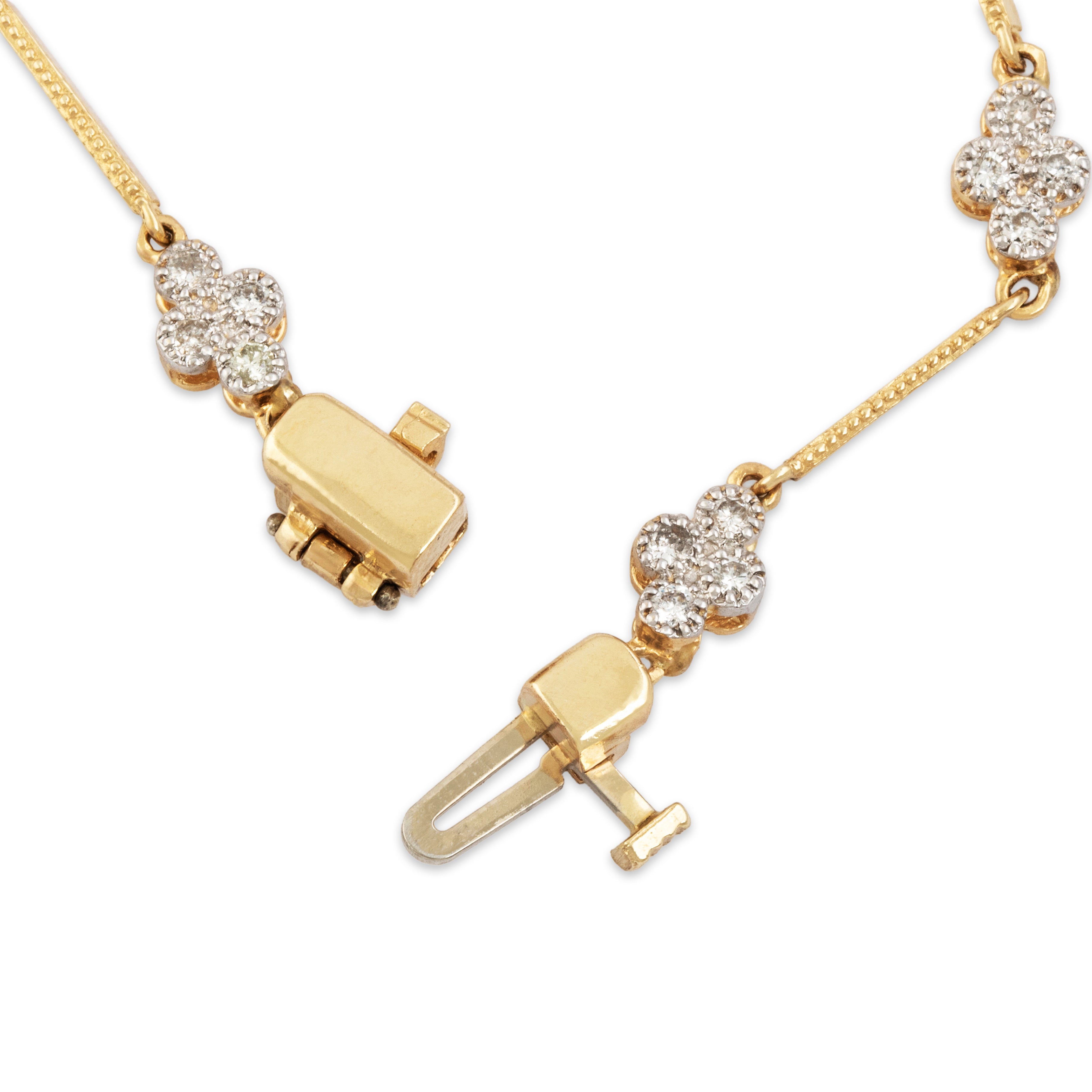 Vintage 14k Yellow Gold 5.6cttw Emerald 1.248cttw Diamond Chic Necklace - clasp view