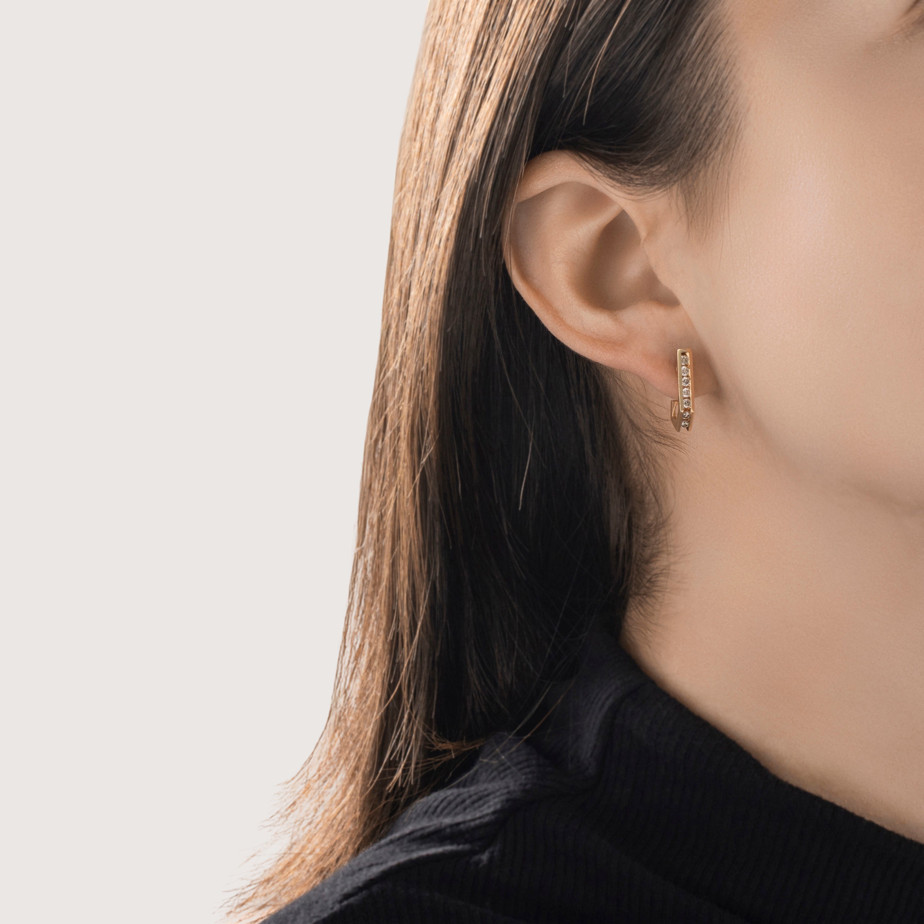 Vintage 14k Yellow Gold .358cttw Diamond Chic Geometric Line Stud Earrings - On model view