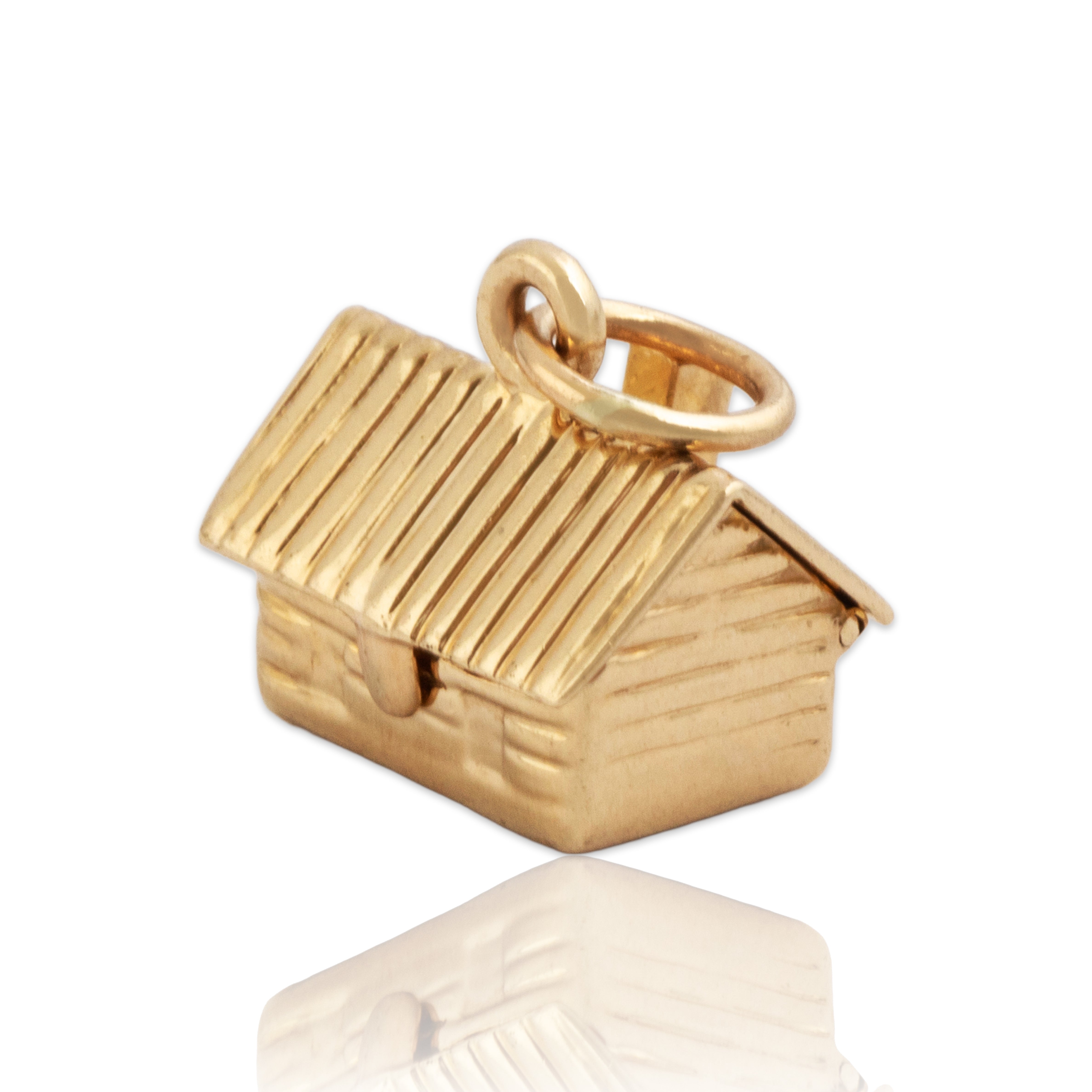 Vintage 14k Yellow Gold Adorable Love Shack Charm / Pendant – Abbott & Oaks