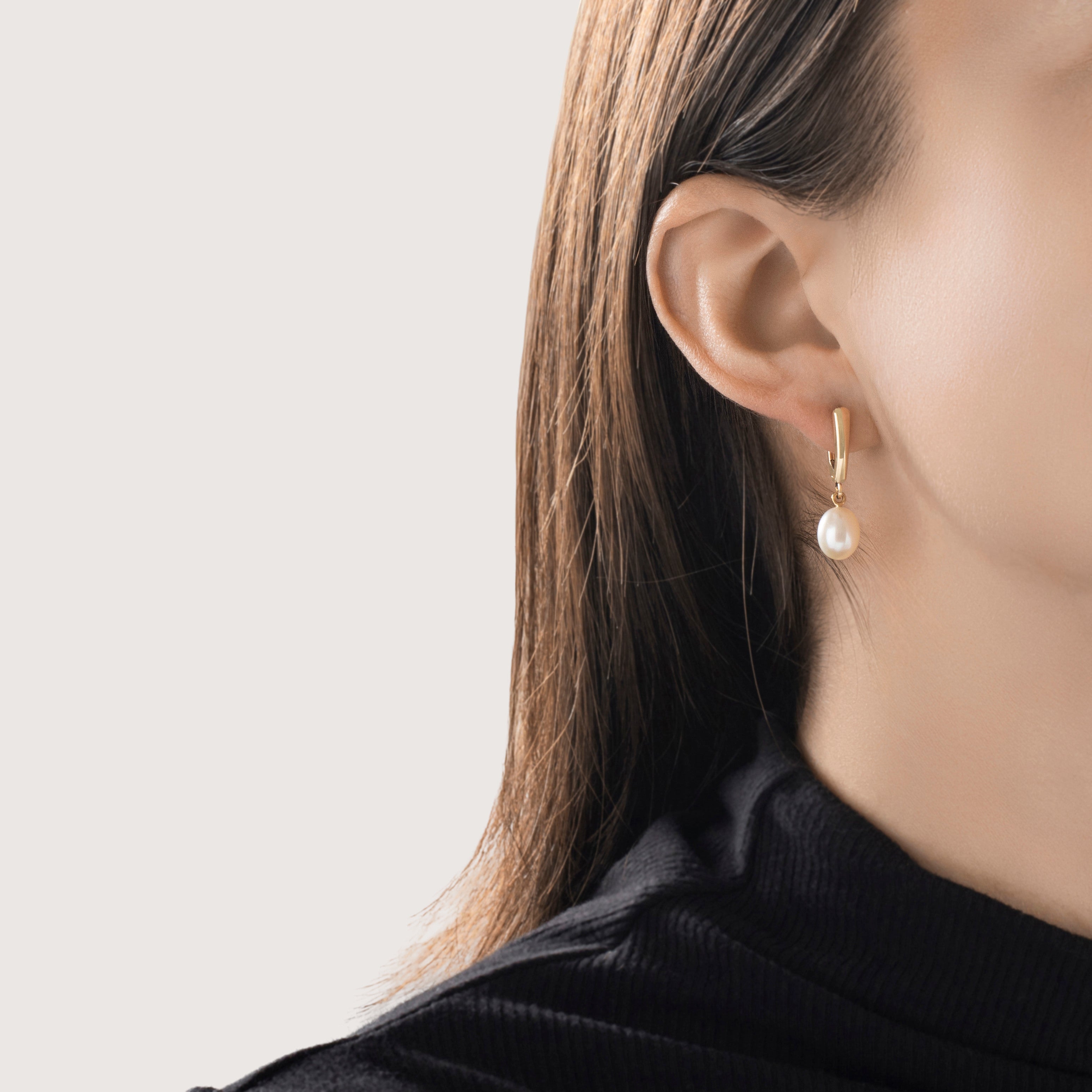 Vintage 14k Yellow Gold Pearl Elegant Drop Dangle Earrings - On model view