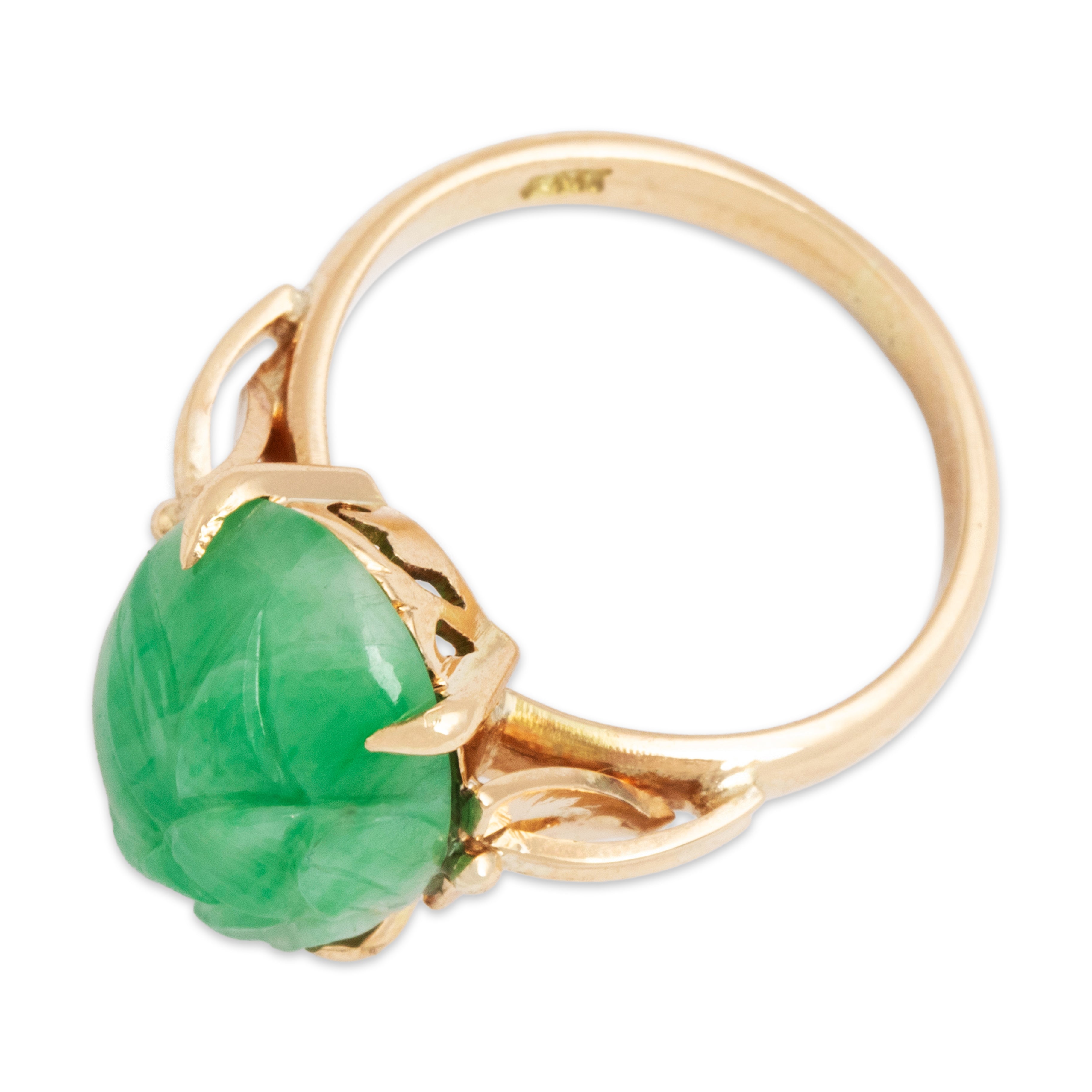 Vintage 14k Yellow Gold 6.2ct Jade Floral Carved Cabochon Ring - Overall view