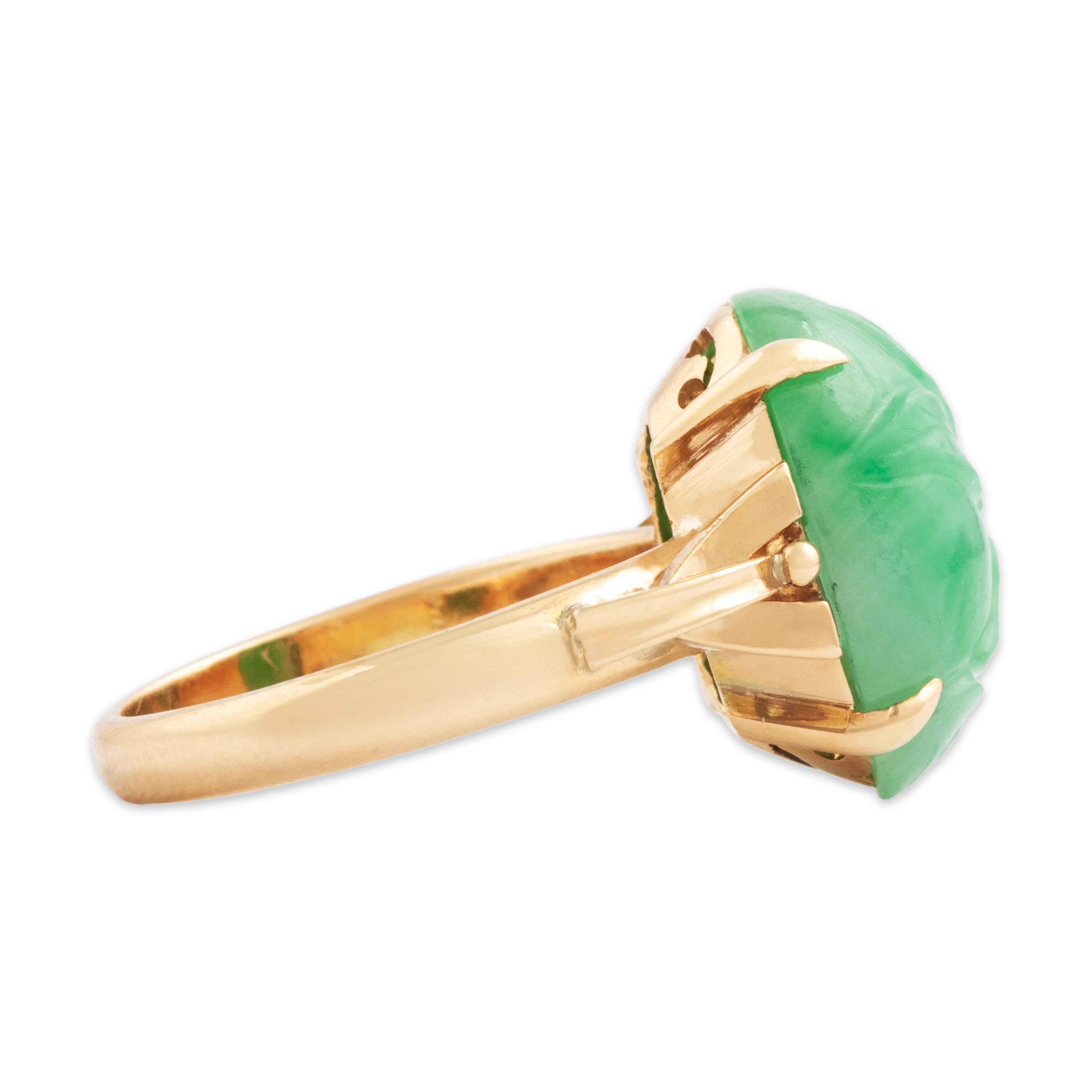 Vintage 14k Yellow Gold 6.2ct Jade Floral Carved Cabochon Ring - Side view