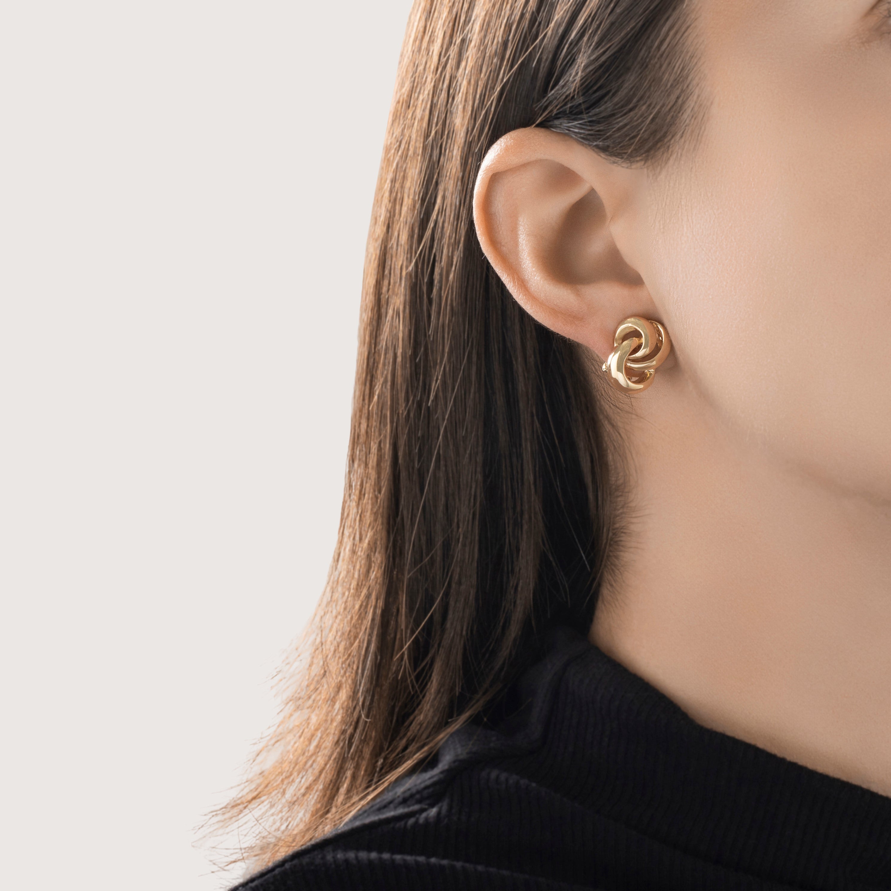 Vintage 14k Yellow Gold Pretty Looping Swirl Omega Back Earrings - On model view