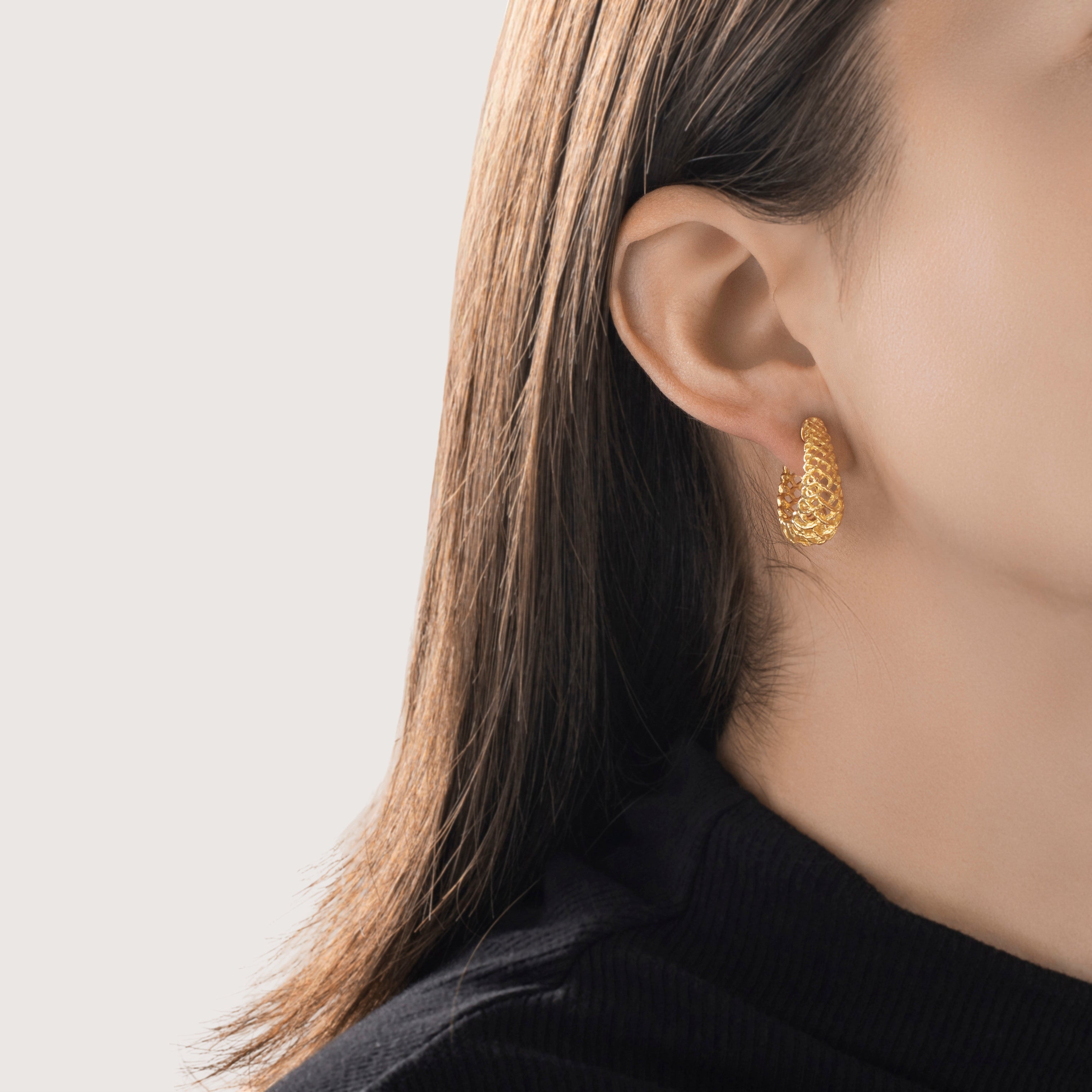 Vintage 14k Yellow Gold Lovely Open Lattice Hoop Earrings - On model view