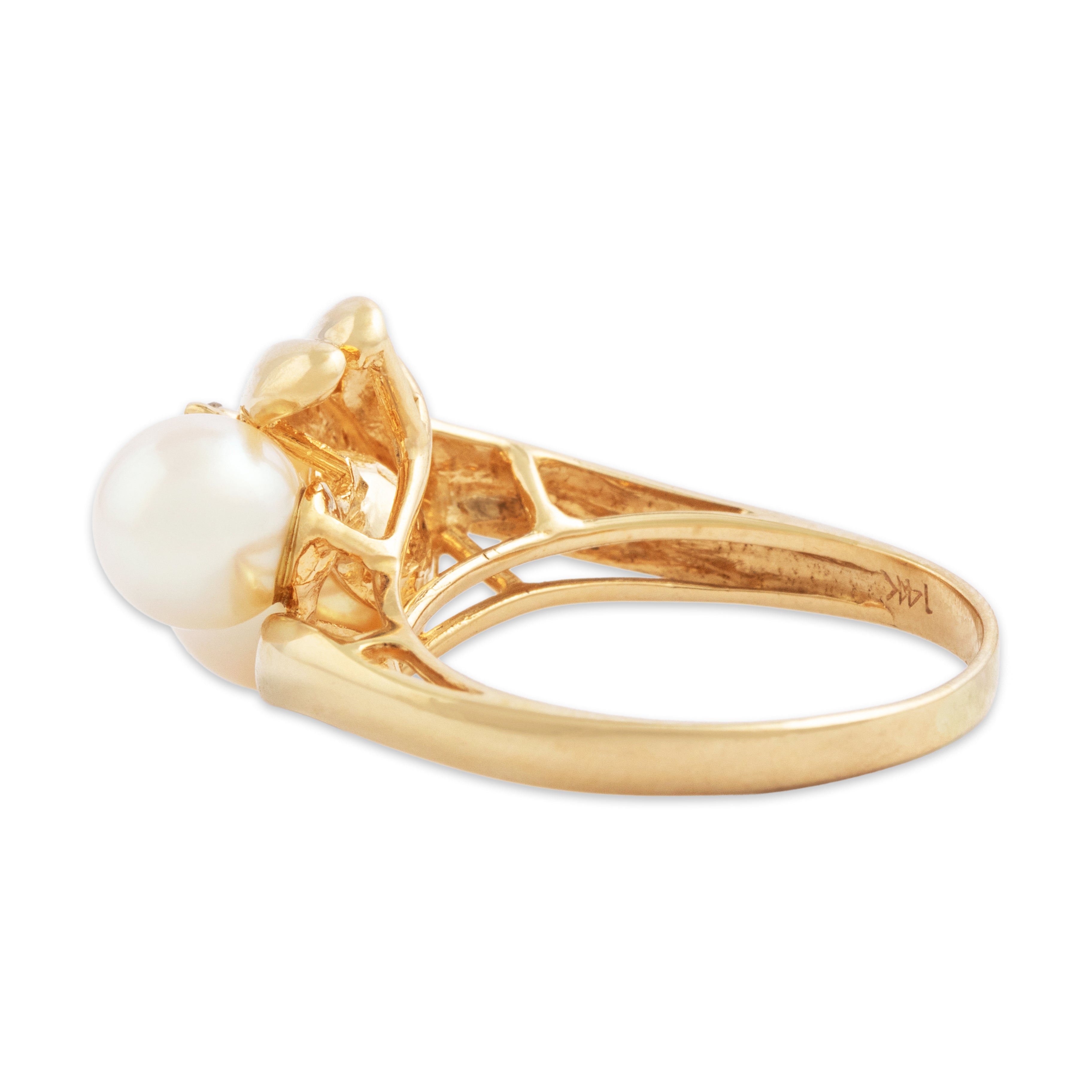 Vintage 14k Yellow Gold Pearl Diamond Nestled Trio Ring - Side view