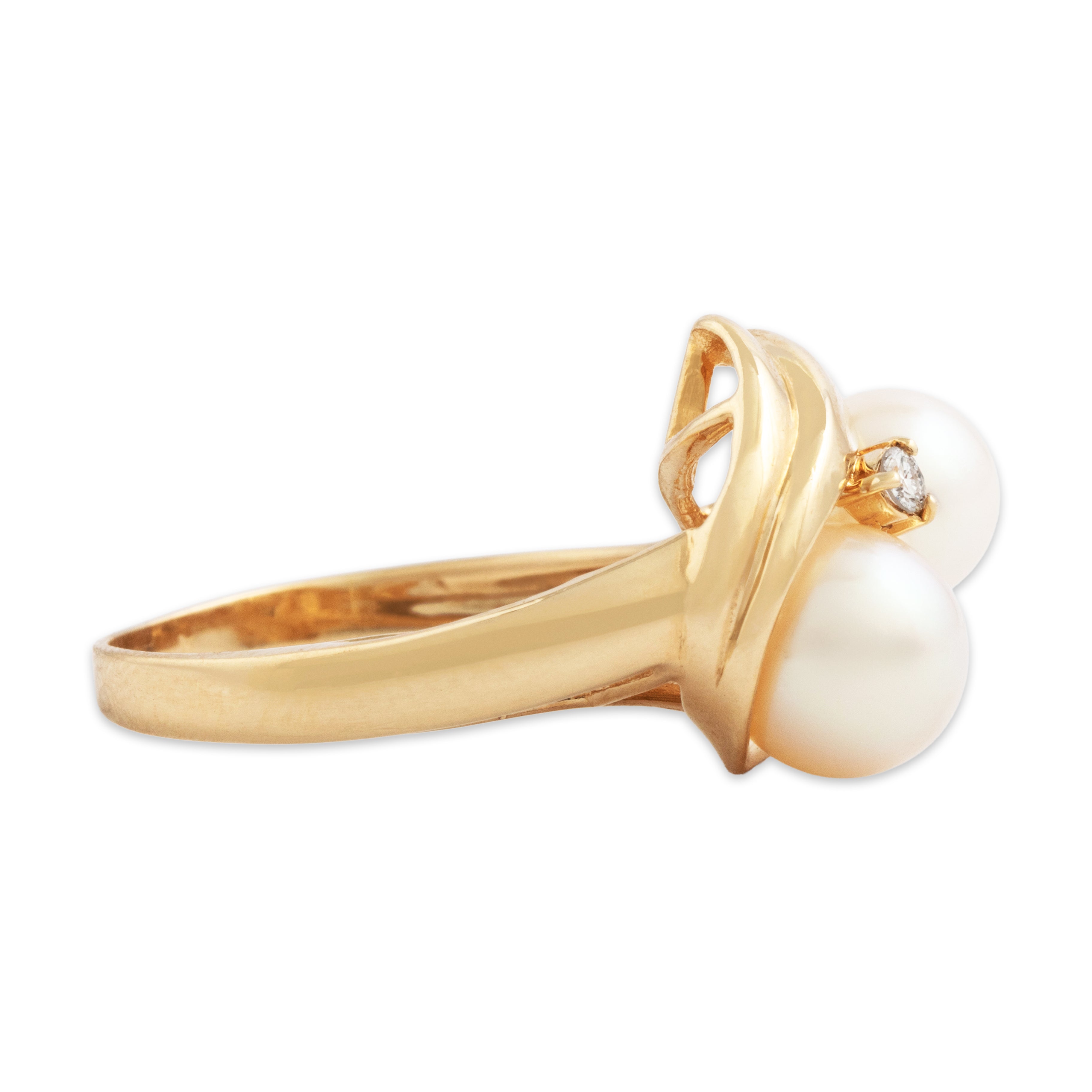 Vintage 14k Yellow Gold Pearl Diamond Nestled Trio Ring - Side view