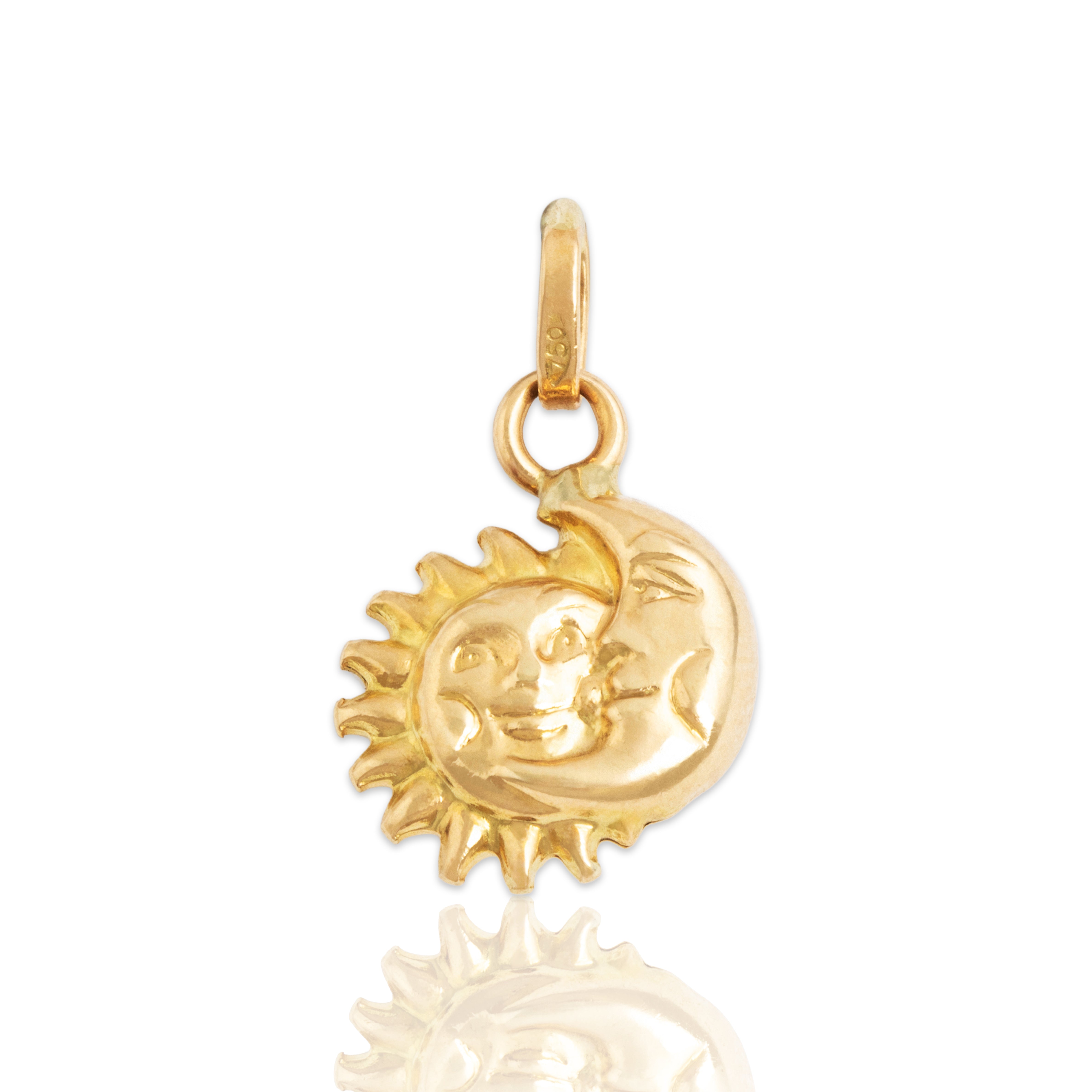 Vintage Small 18k Yellow Gold Sweet Celestial Sun & Moon Charm / Pendant - Close-up view