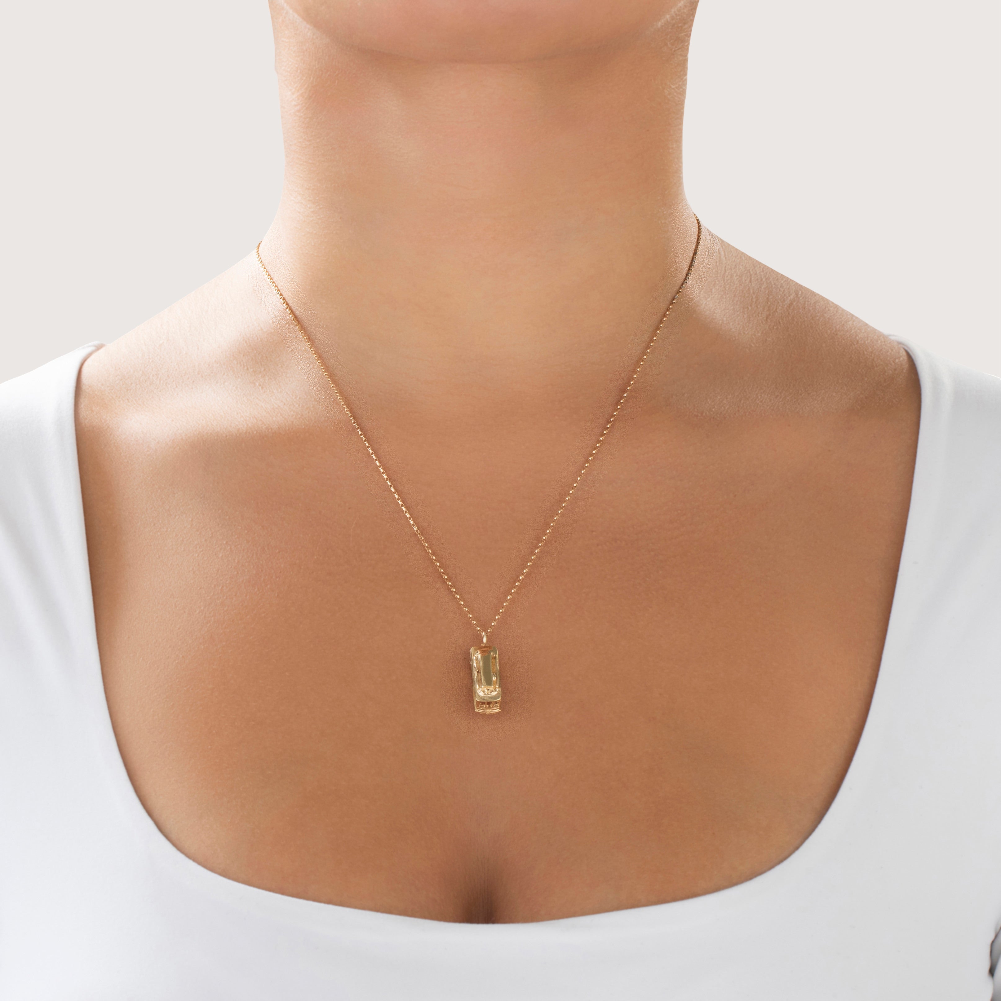 Vintage 14k Yellow Gold San Francisco Powell-Mason Cable Car Charm / Pendant - On model view