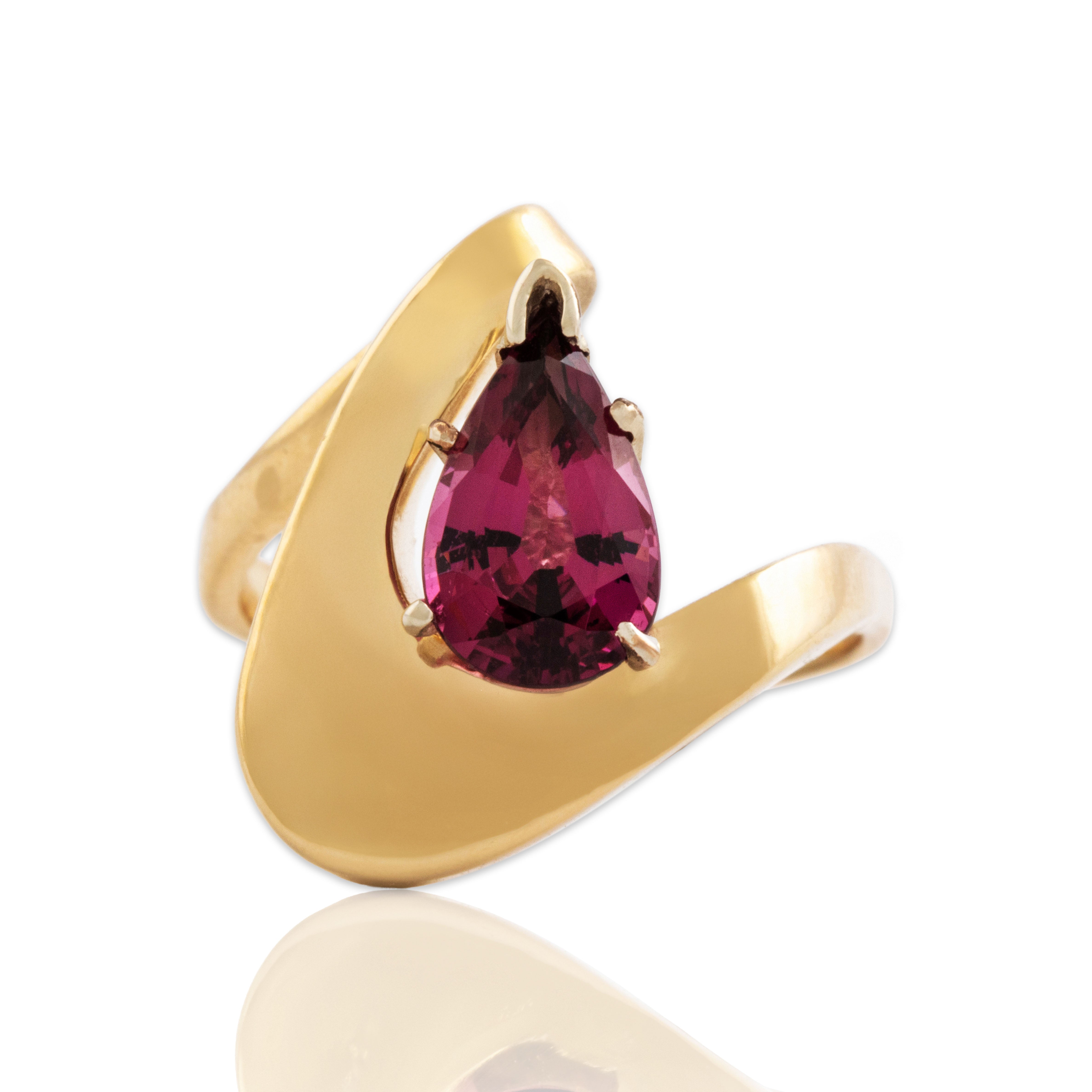 Vintage 14k Yellow Gold 2ct Rhodolite Garnet Modernist Swish Ring 6.75