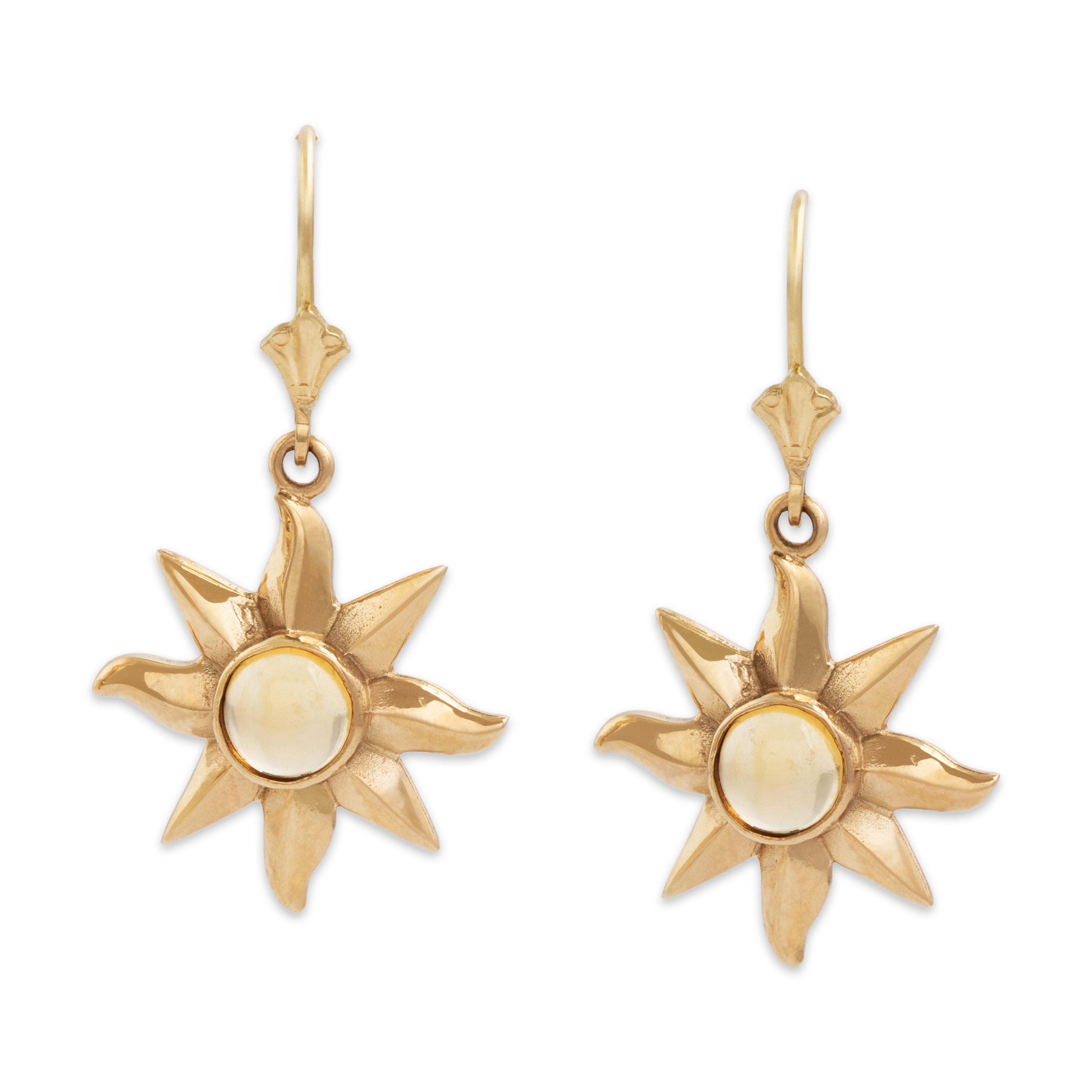 Vintage 14k Yellow Gold Citrine Whimsical Sun Cabochon Dangle Earrings - Close-up view