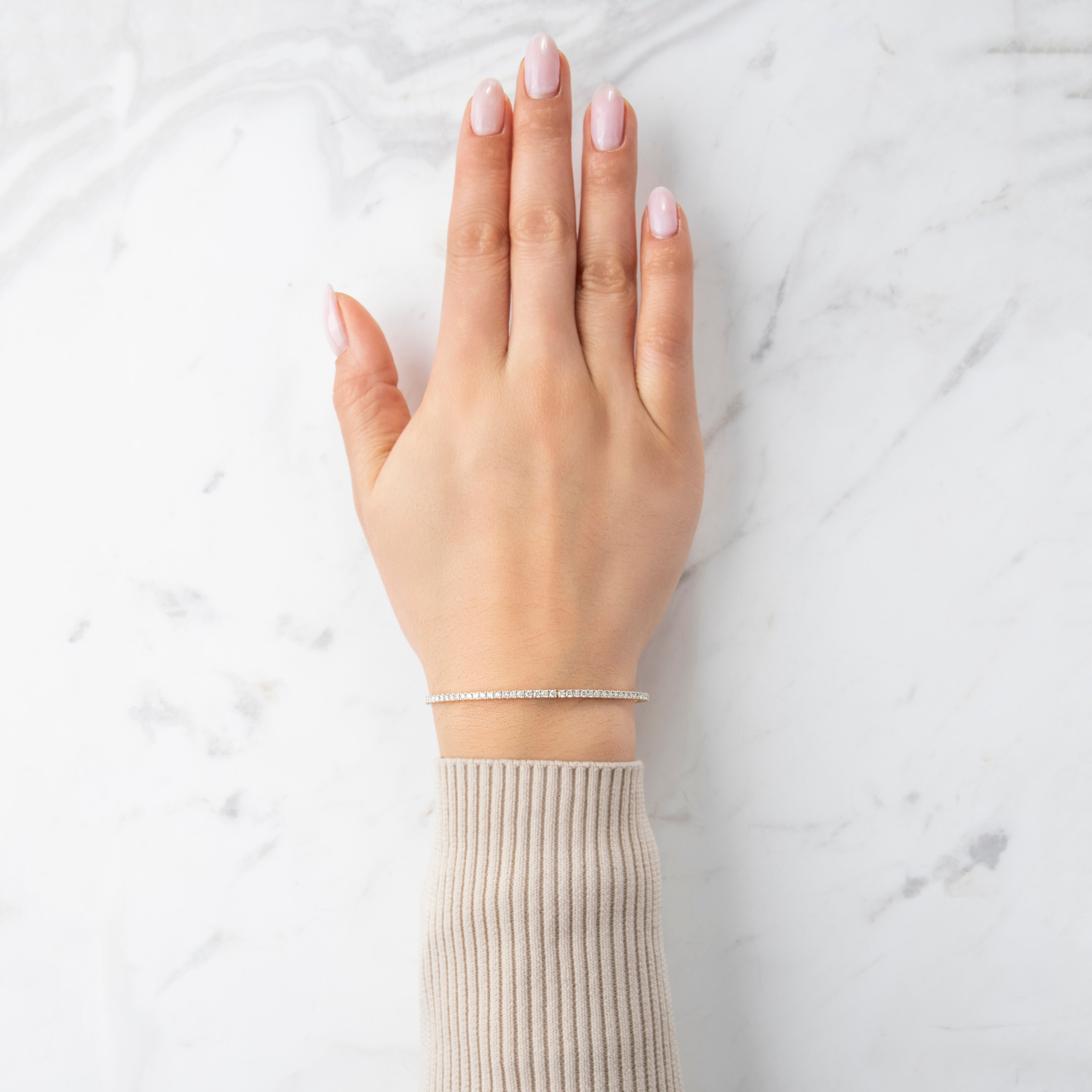 Estate 14k Yellow Gold 1cttw Diamond Sleek Flexible Bangle Bracelet - On model view