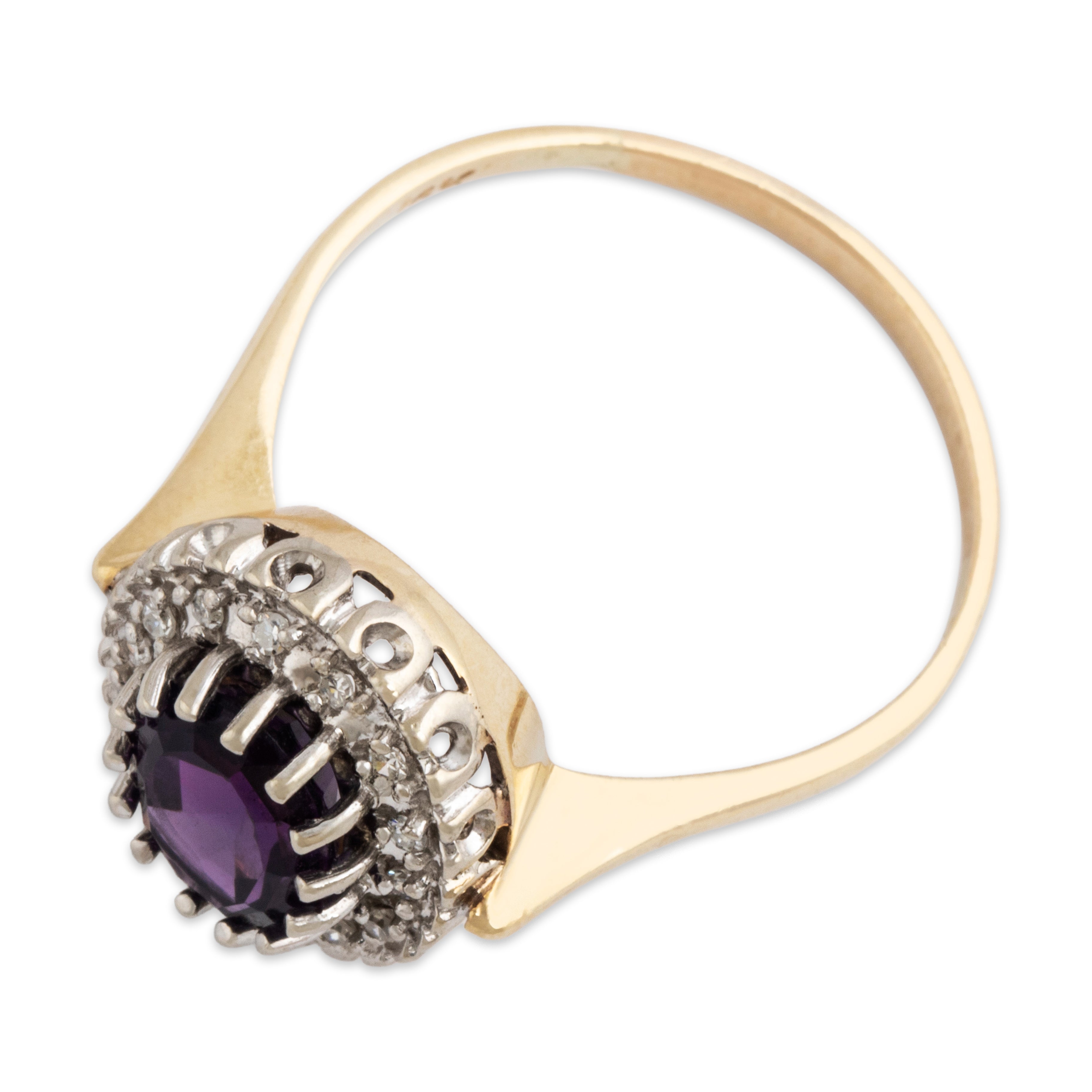 Vintage 14k Yellow Gold 1.5ct Amethyst Diamond Oval Halo Cocktail Ring - Overall view