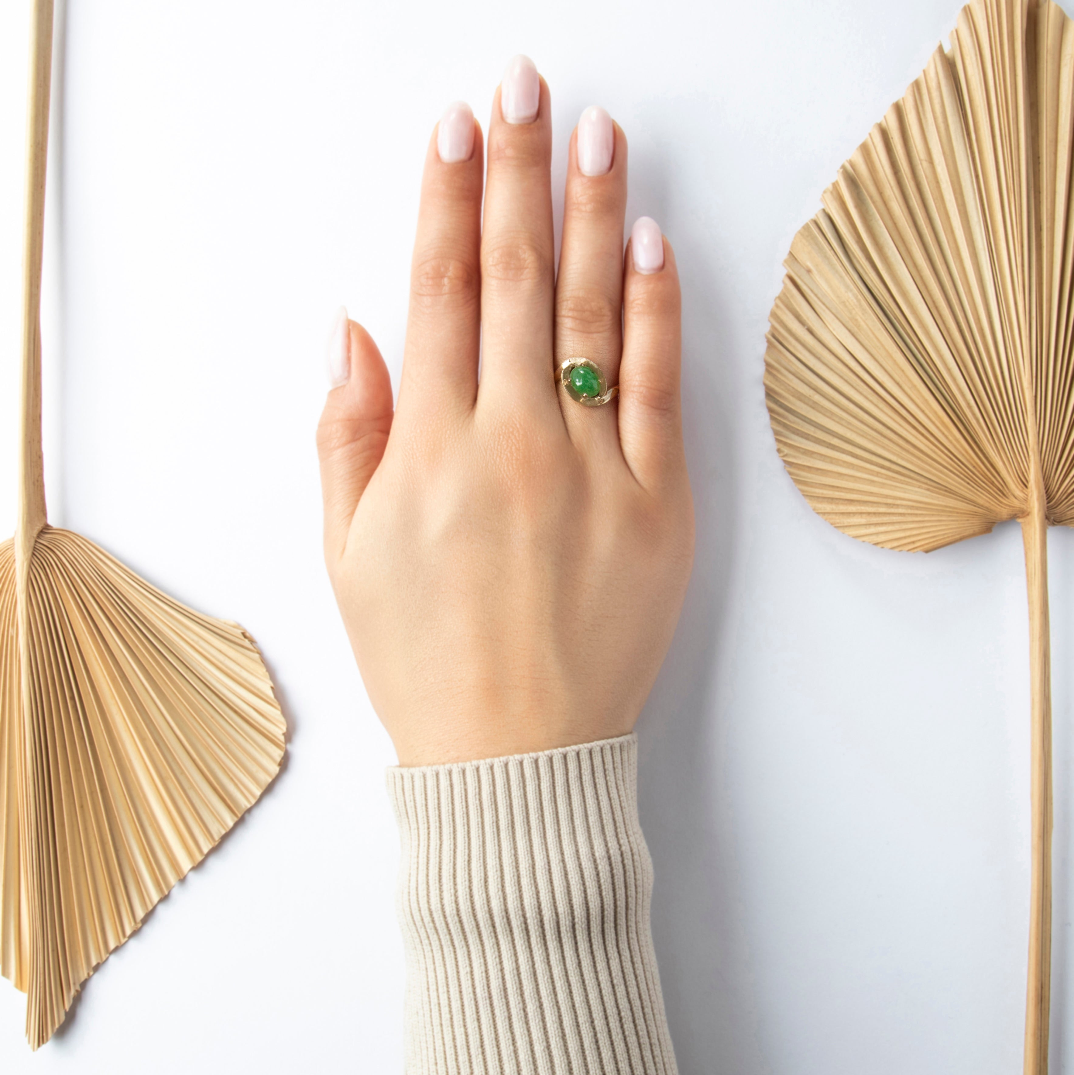 Vintage 10k Yellow Gold 1.7ct Jade Textured Nestled Basket Ring 7.00