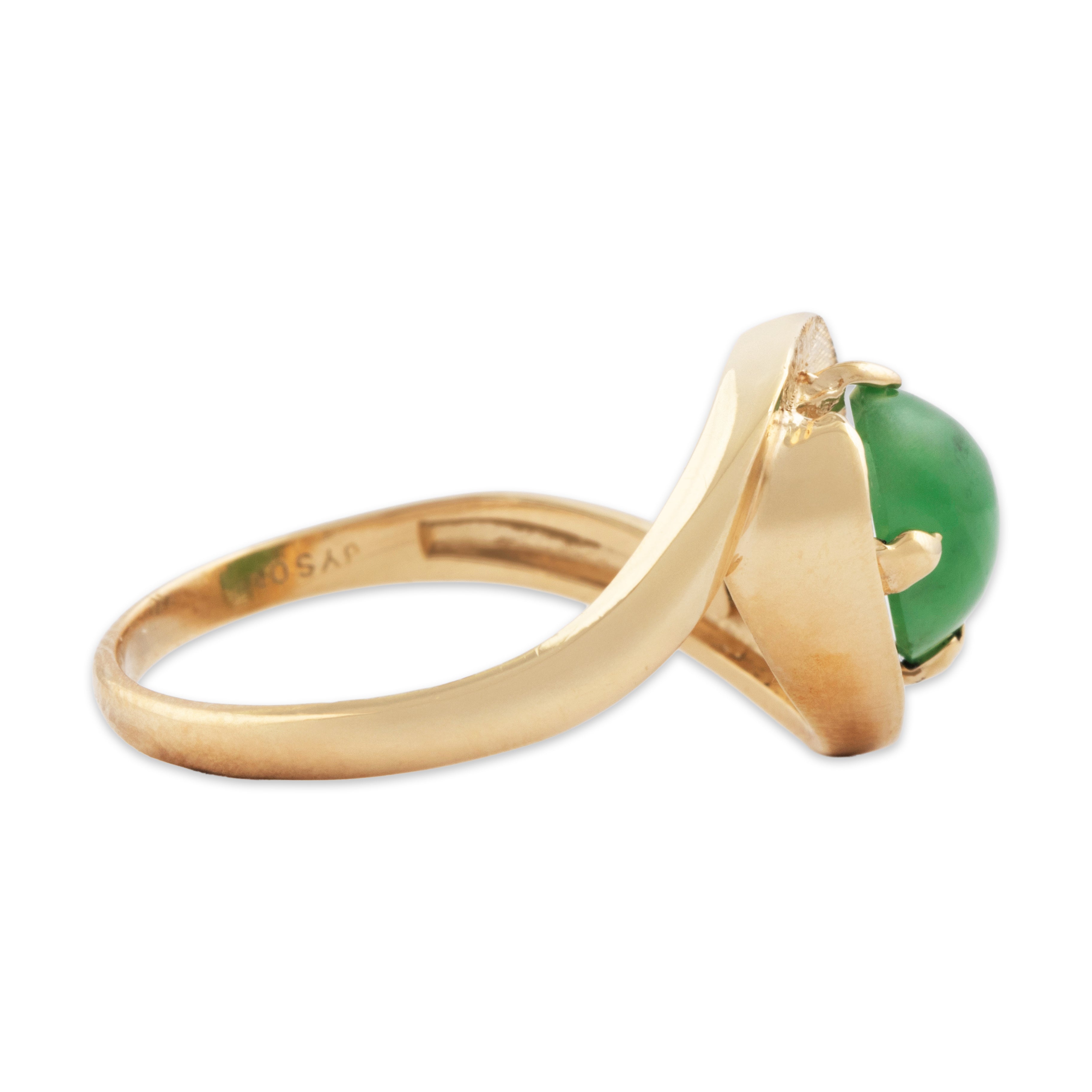 Vintage 10k Yellow Gold 1.7ct Jade Textured Nestled Basket Ring - Side view