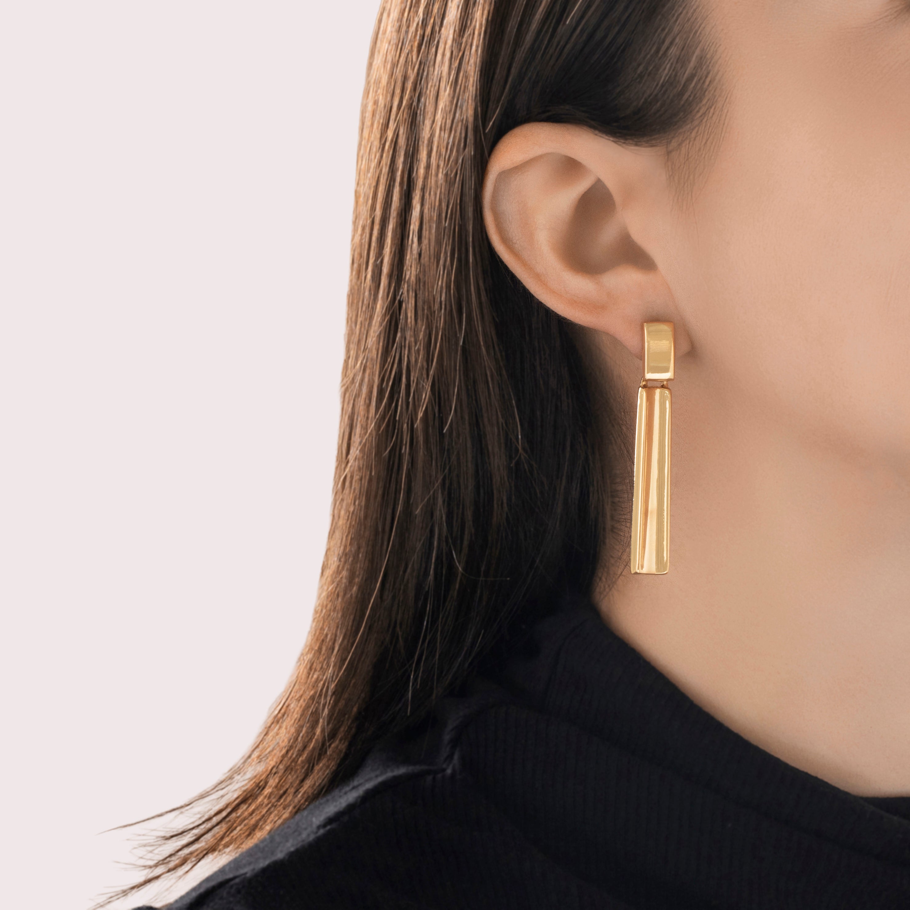 Vintage Italian Long 18k Yellow Gold Chic Rectangular Dangle Earrings - On model view