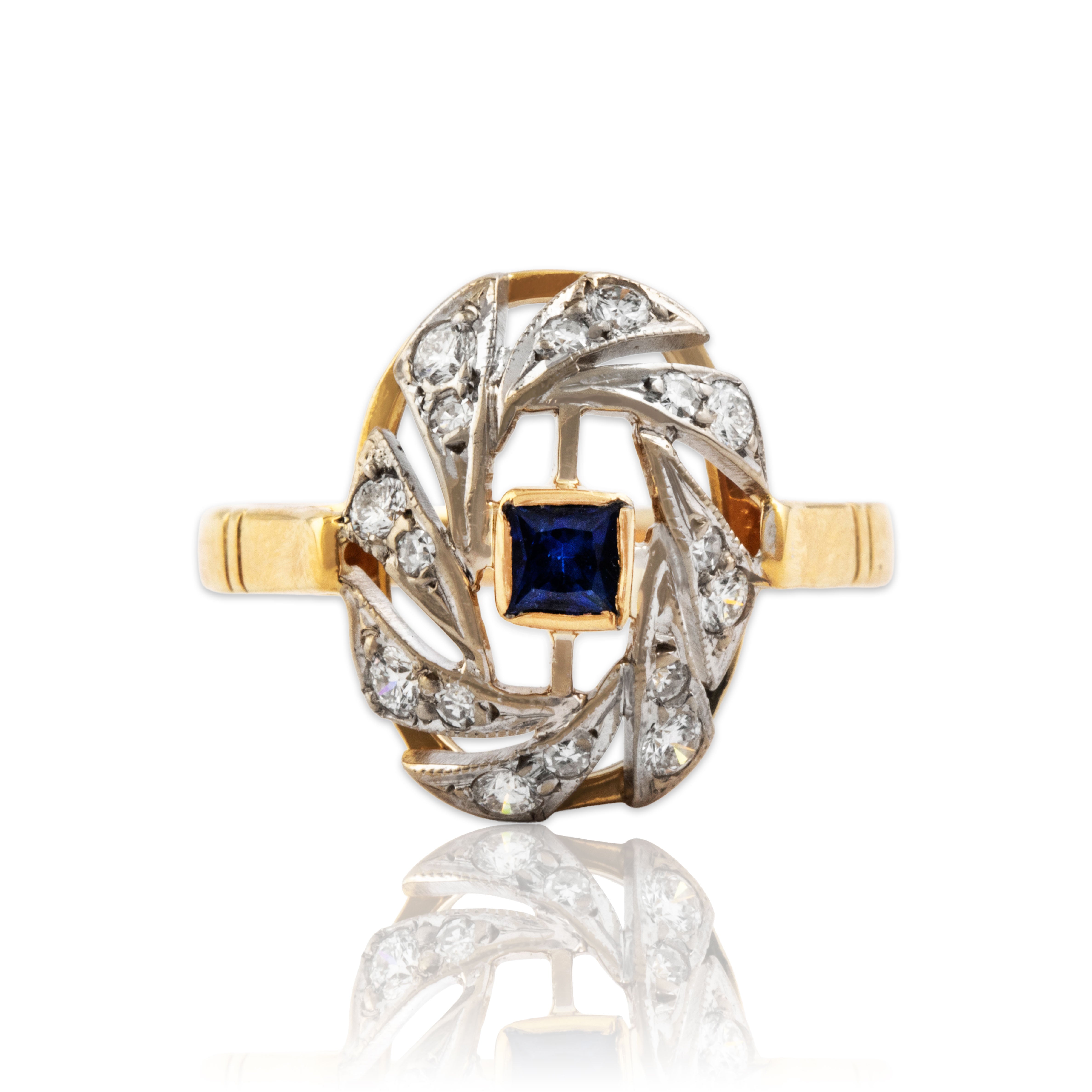 Vintage 18k Yellow & White Gold Blue Sapphire Diamond Oval Wreath Ring 7.25