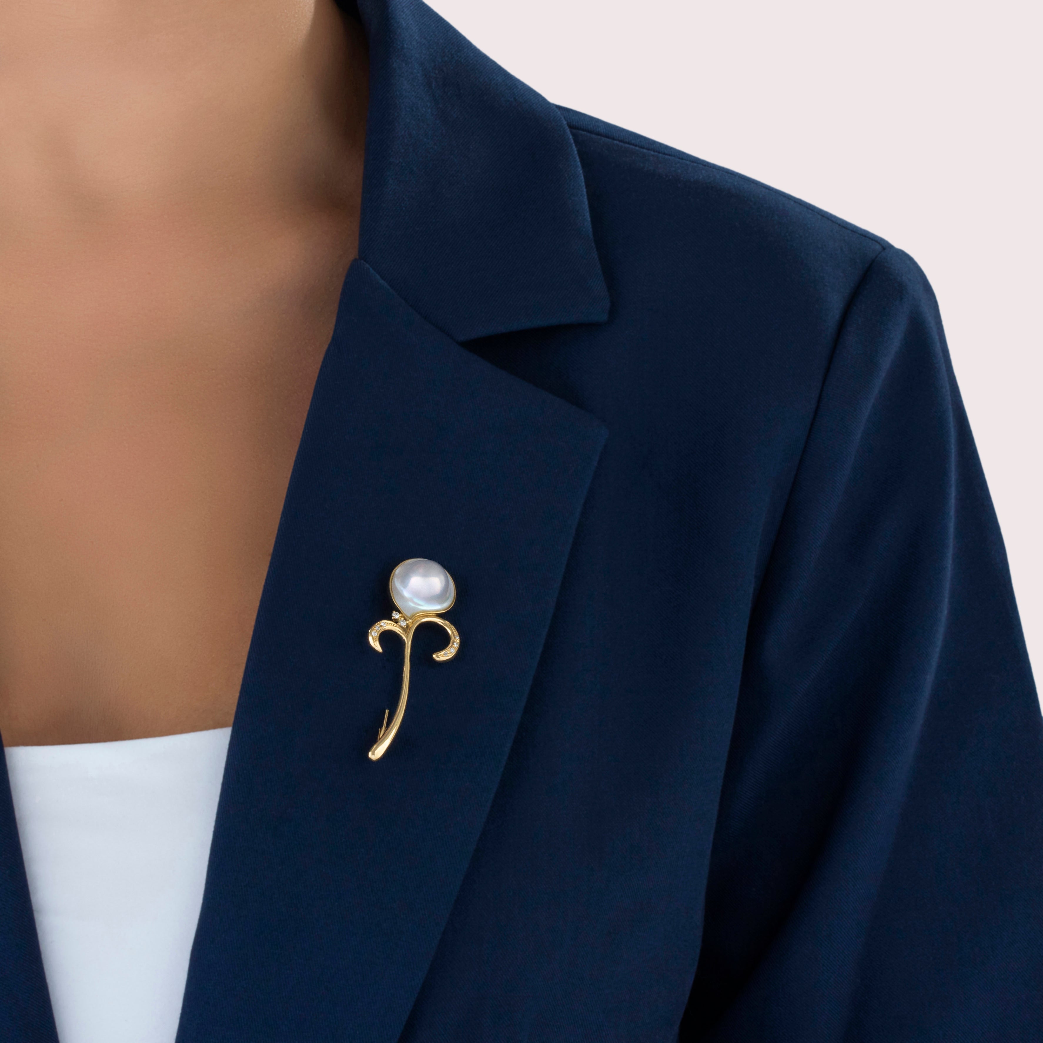 Vintage Large 18k Yellow Gold Mabé Pearl Diamond Statement Brooch / Pin - On model view