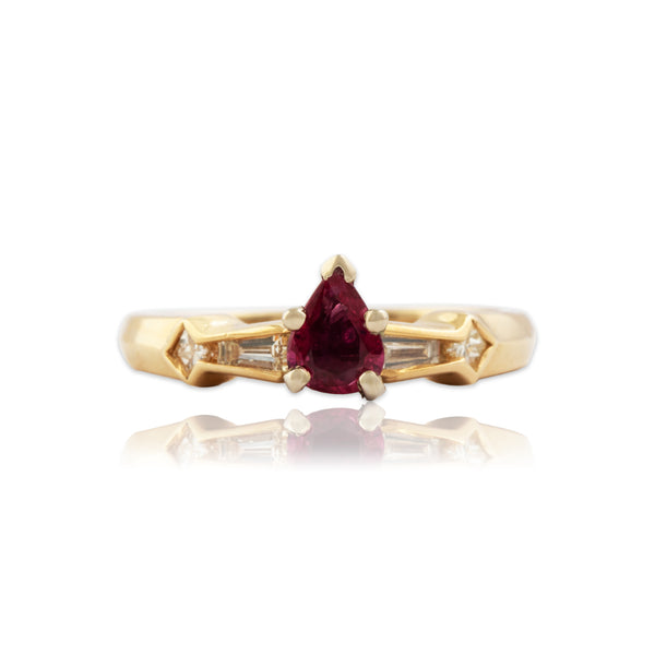 Vintage 14k Yellow Gold Ruby Diamond Pretty Pear Ring 6.75