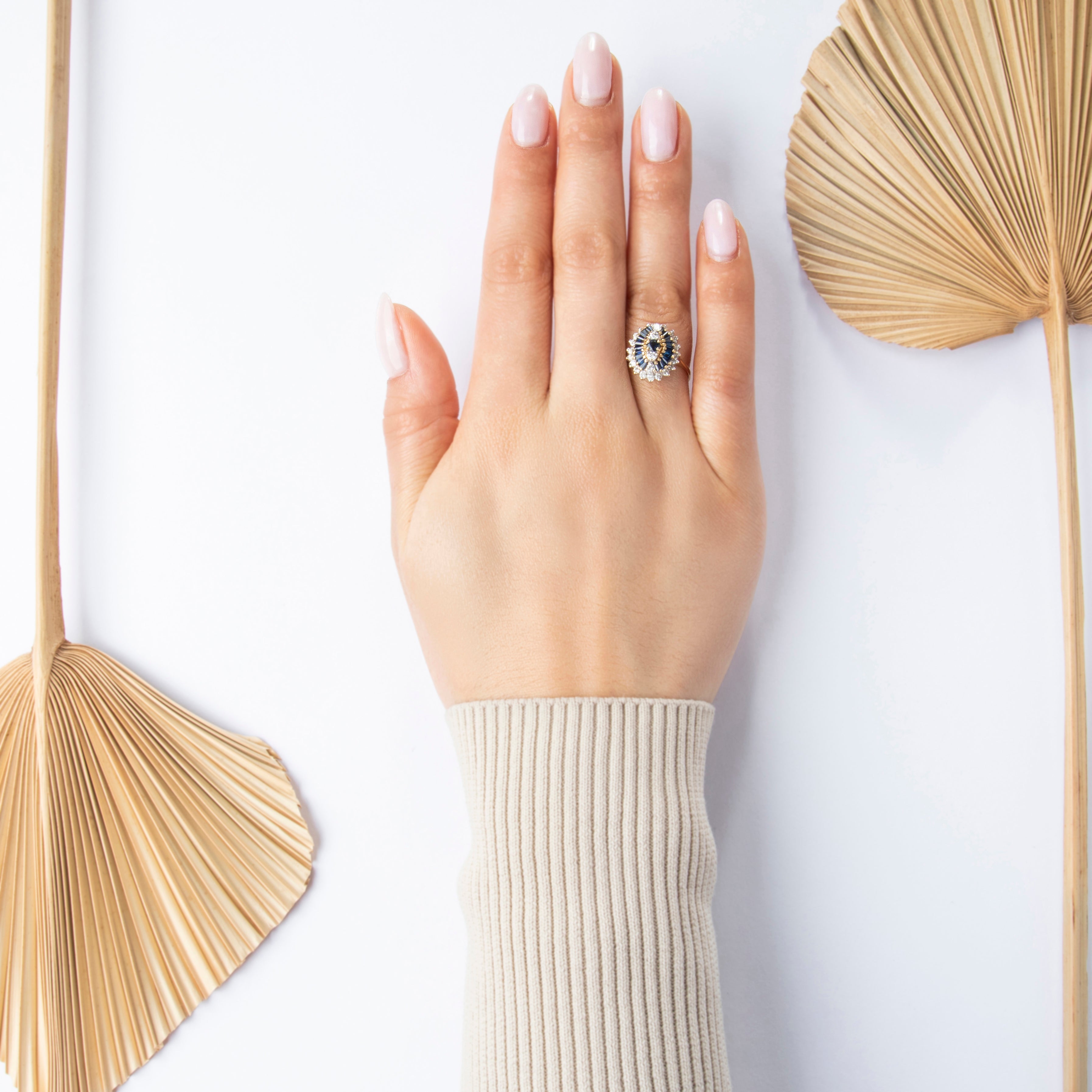 Vintage 14k Yellow Gold Sapphire Diamond Mixed-Cut Fanning Ring - On model view