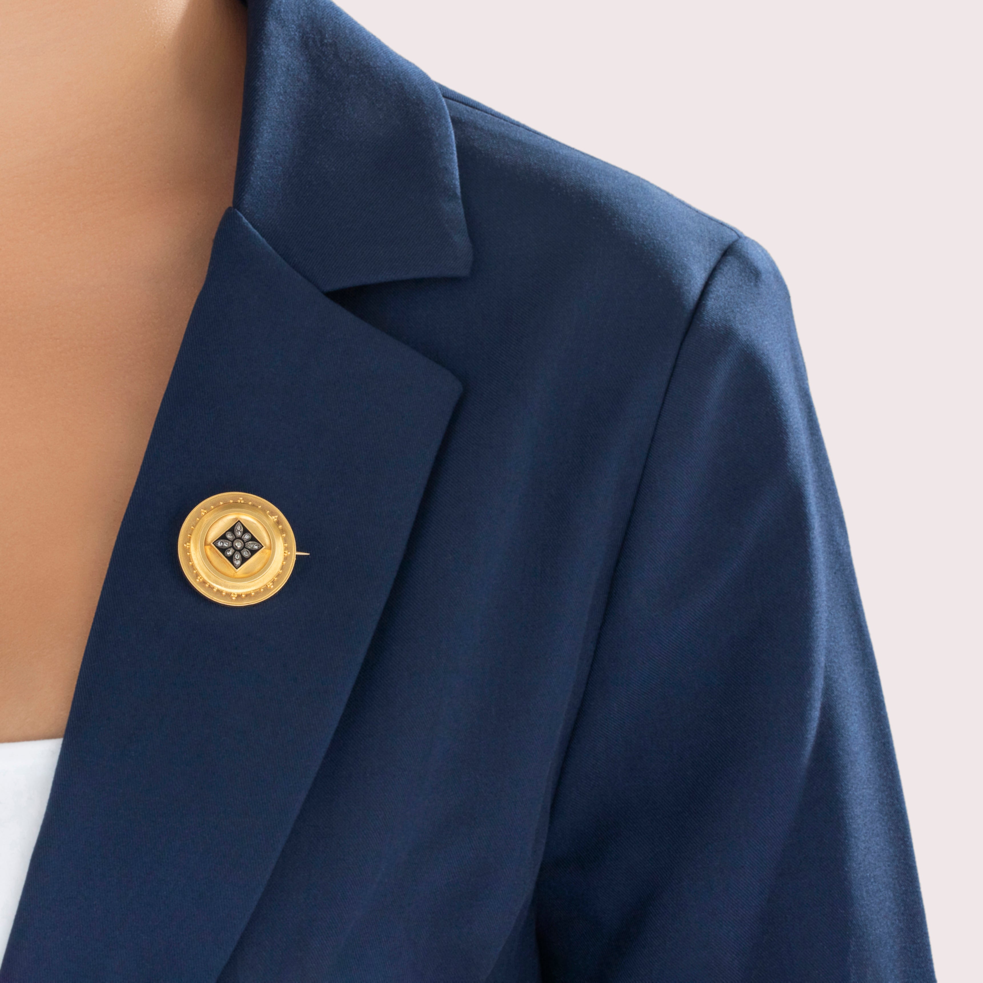 Victorian Antique French 18k Yellow Gold Rose Cut Diamond Superb Brooch / Pin - On model view