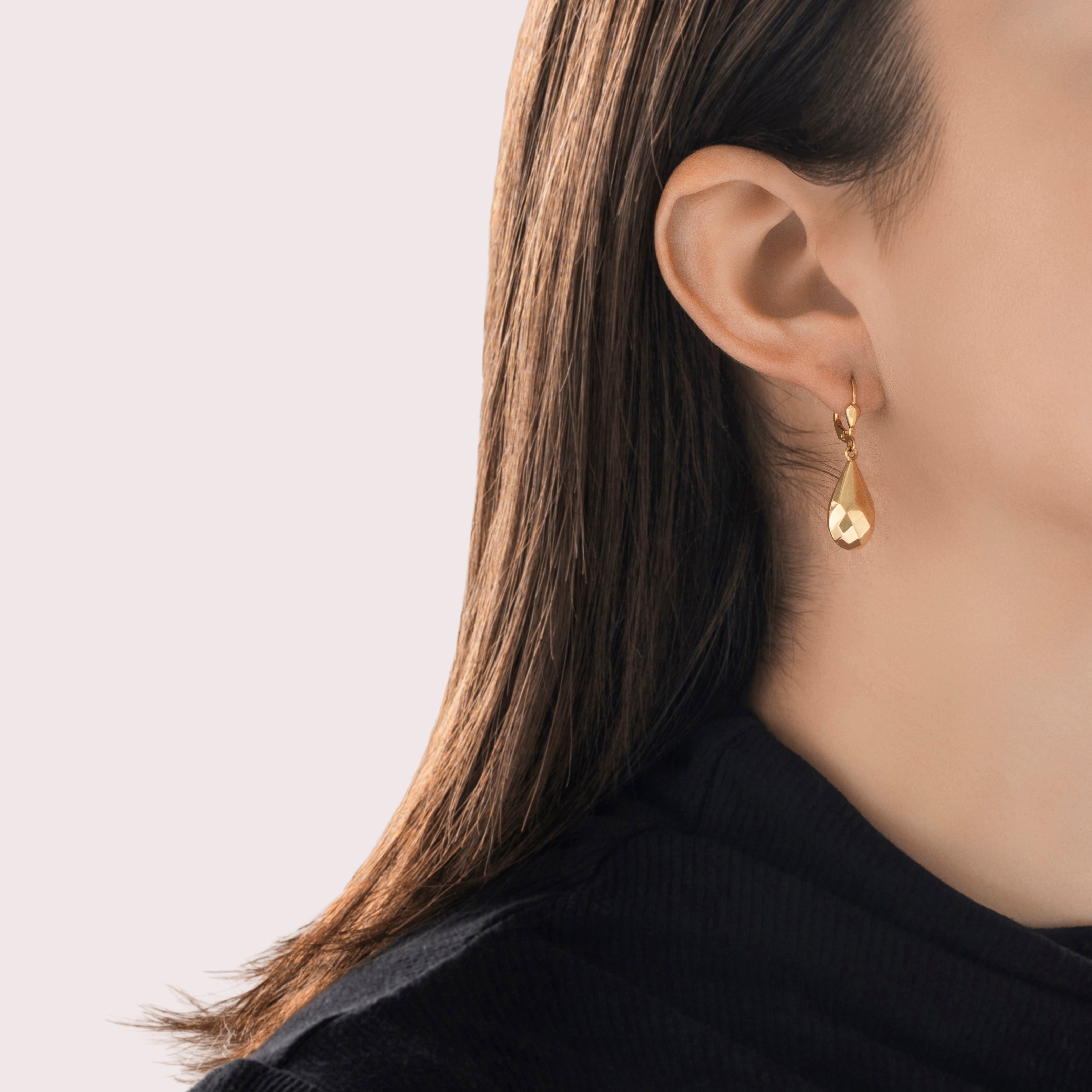 Estate Italian 18k Yellow Gold Crystalline Teardrop Dangle Earrings - On model view