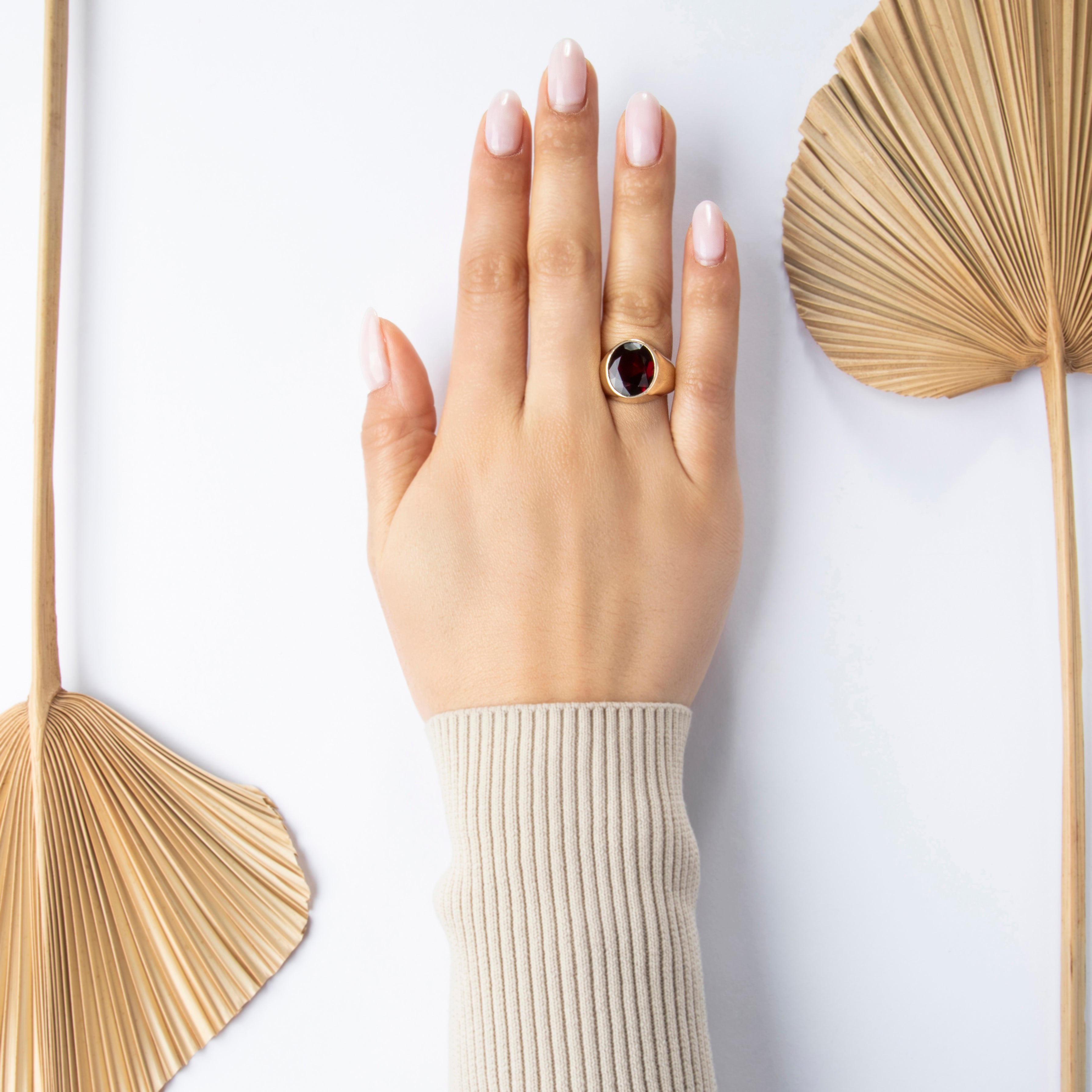 Vintage Heavy 10k Yellow Gold 8.7ct Synthetic Ruby Crimson Signet Ring - On model view