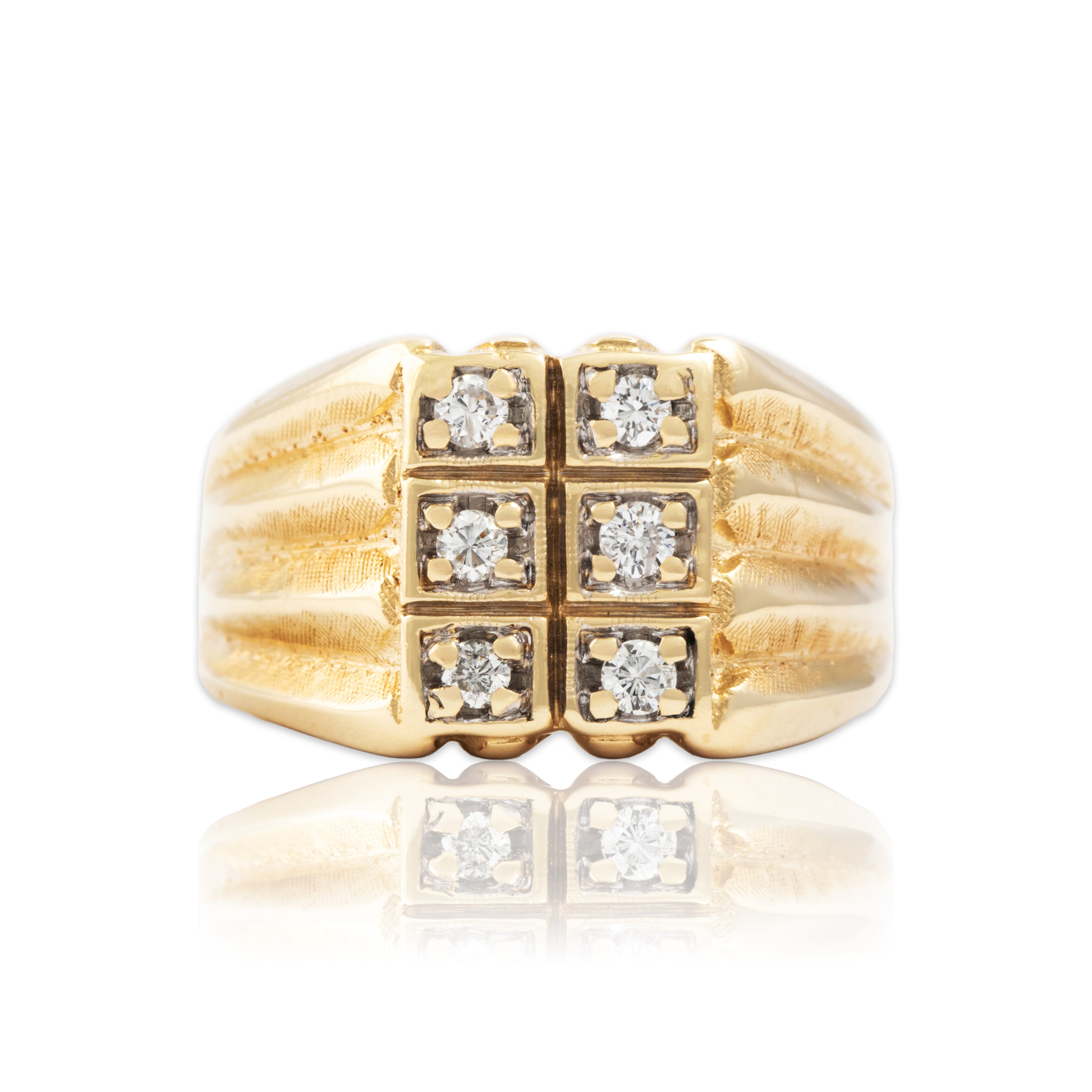 Vintage Heavy 10k Yellow Gold .247cttw Diamond Square Ribbed Ring - Close-up view
