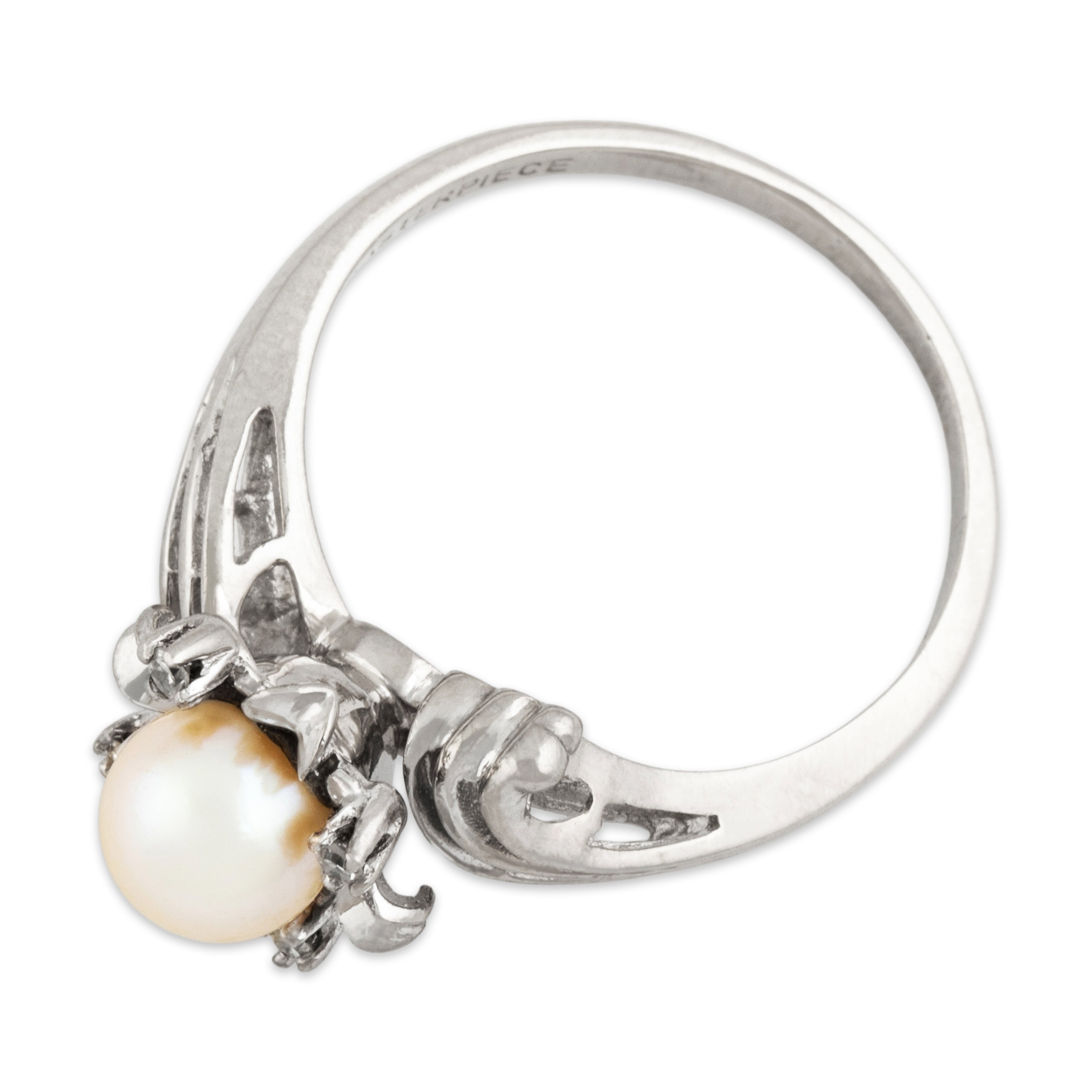 Vintage 14k White Gold Pearl Diamond Luminous Flower Ring - Overall view