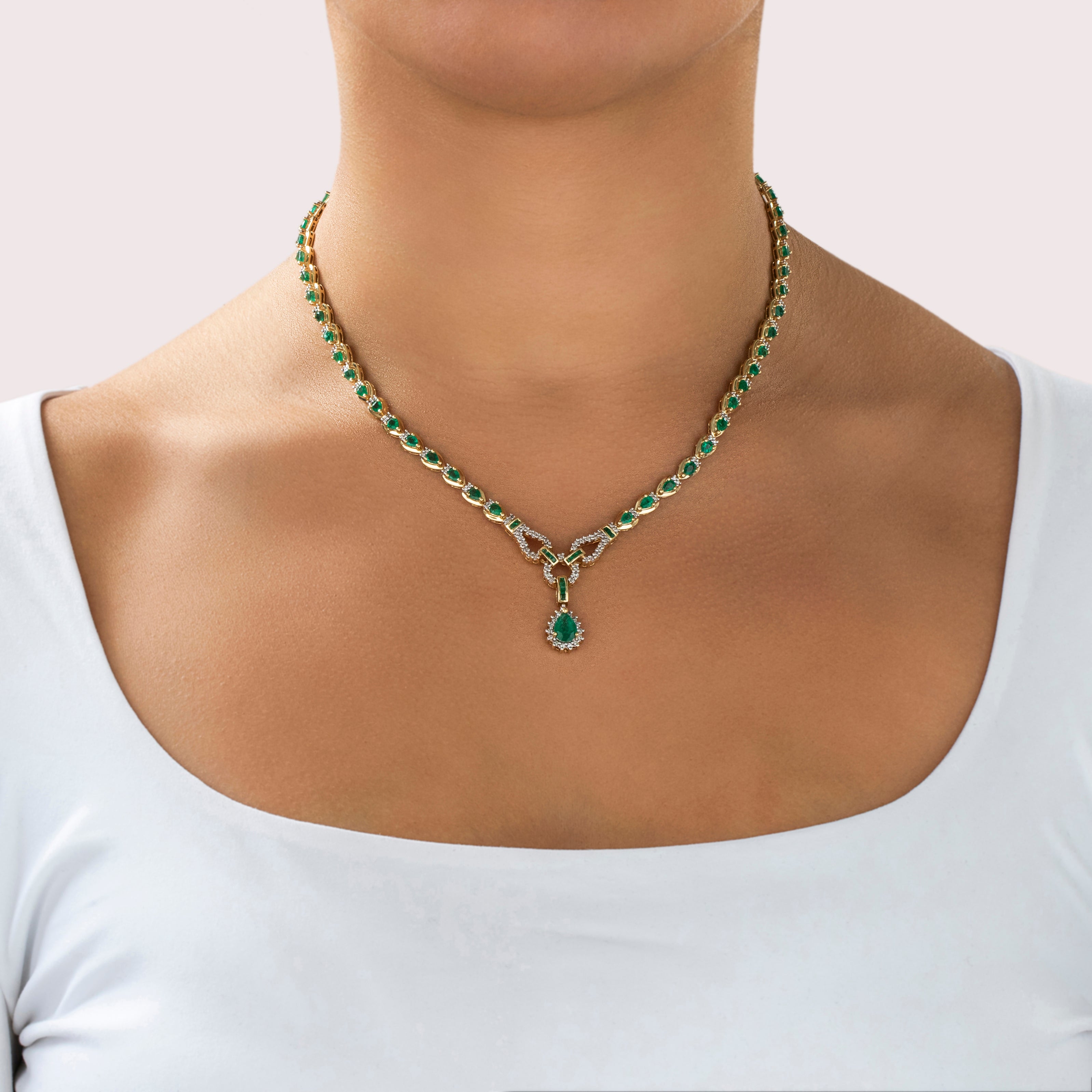 Vintage 14k Yellow Gold 6.6cttw Emerald 1.092cttw Diamond Elegant Pear Chain Drop Necklace - On model view