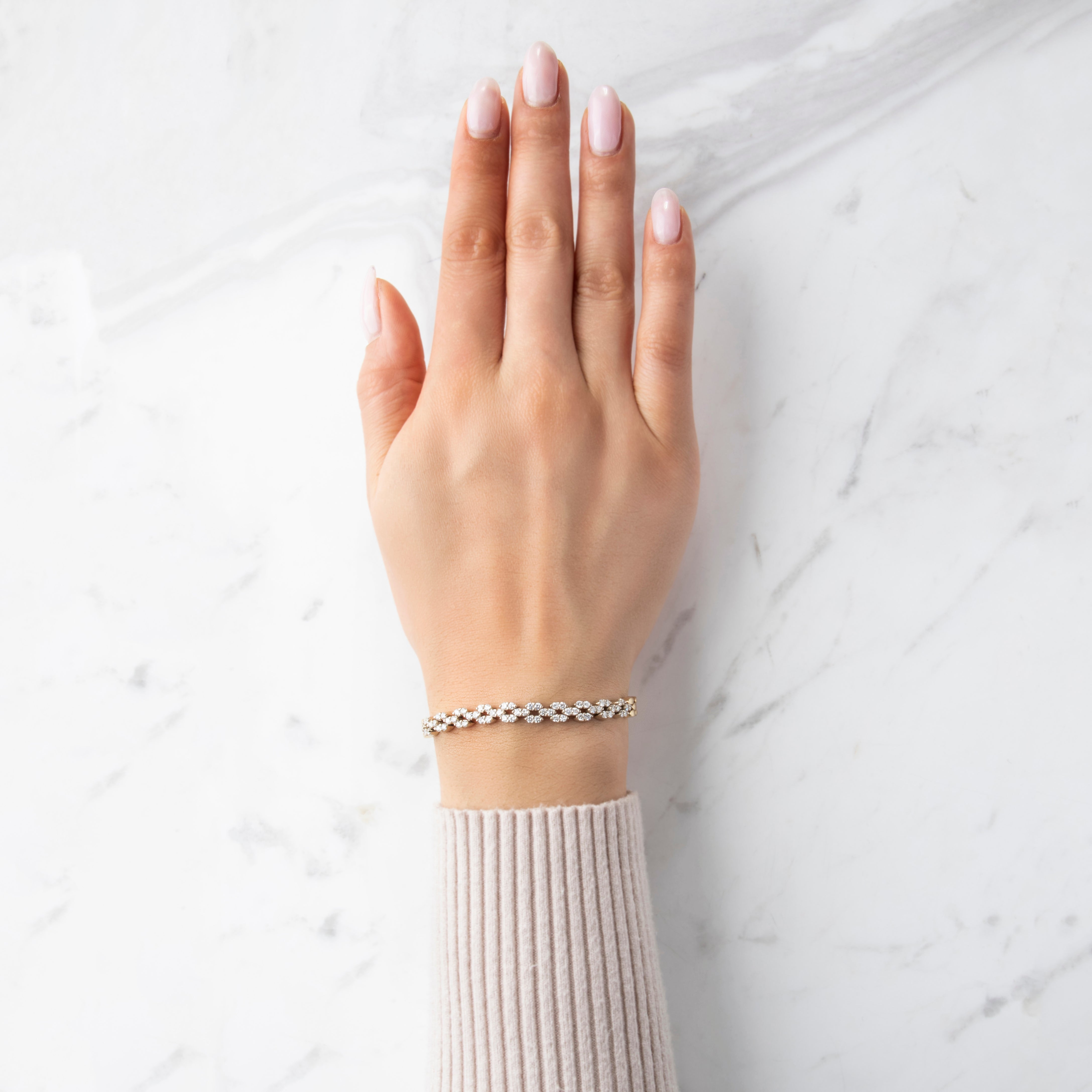 Vintage Heavy 14k Yellow & White Gold 1.302cttw Diamond Panther Link Bracelet - On model view