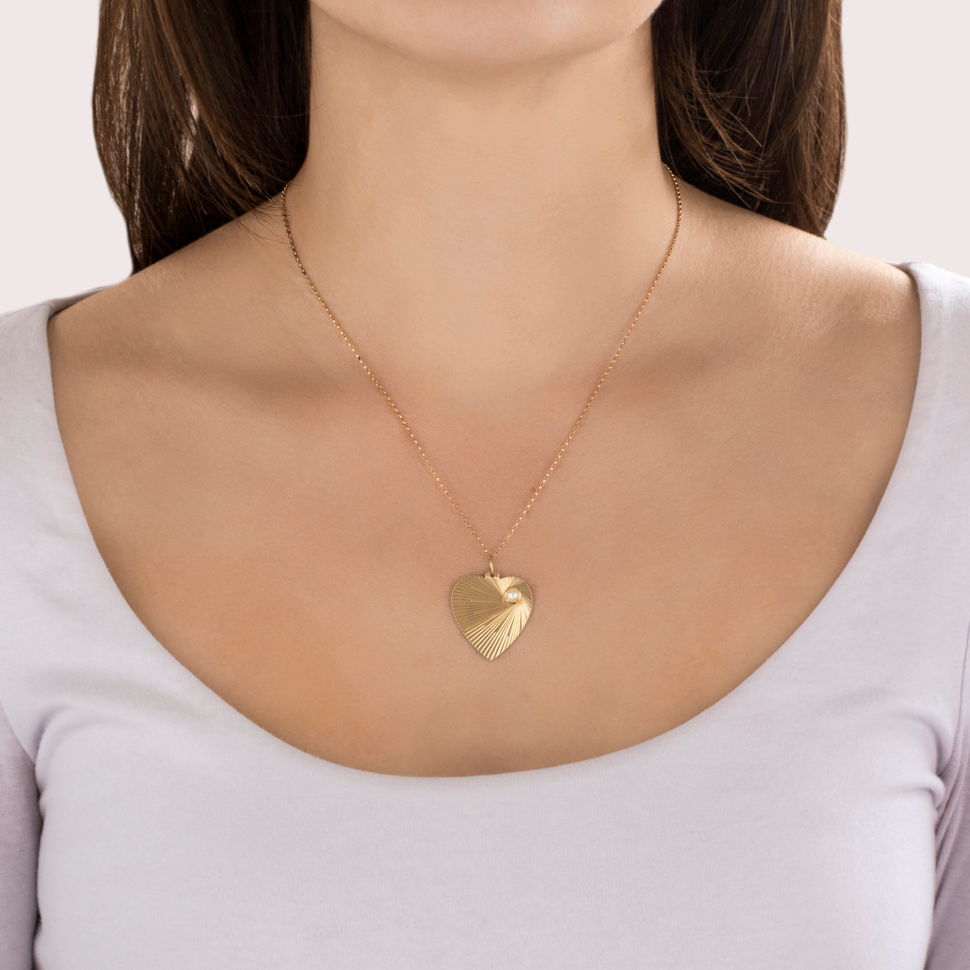 Vintage Large 14k Yellow Gold Pearl Chic Radiant Heart Pendant