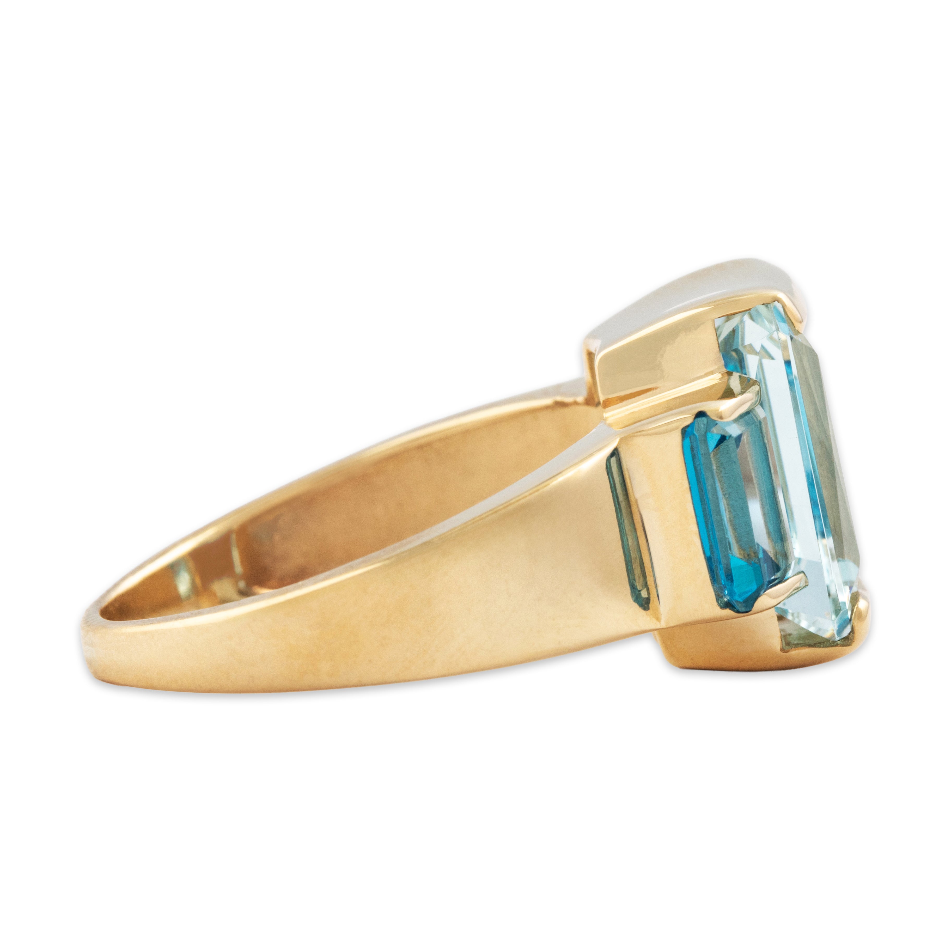 Vintage 10k Yellow Gold 4.3ct Aquamarine 2.3cttw Blue Topaz Azure Trio Ring - Side view