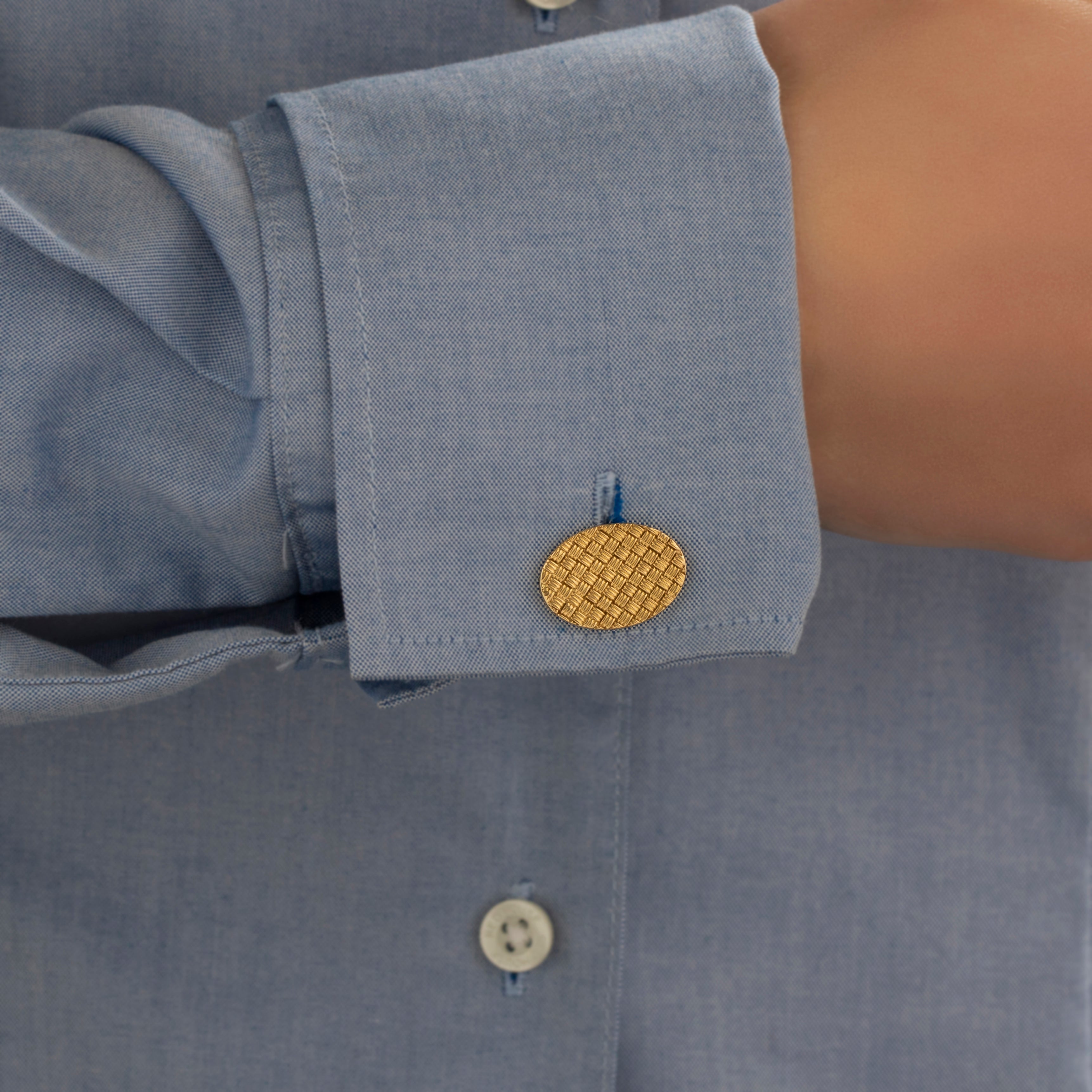 Vintage Tiffany & Co. 18k Yellow Gold Heavy Basket-Weave Oval Cufflinks - On model view