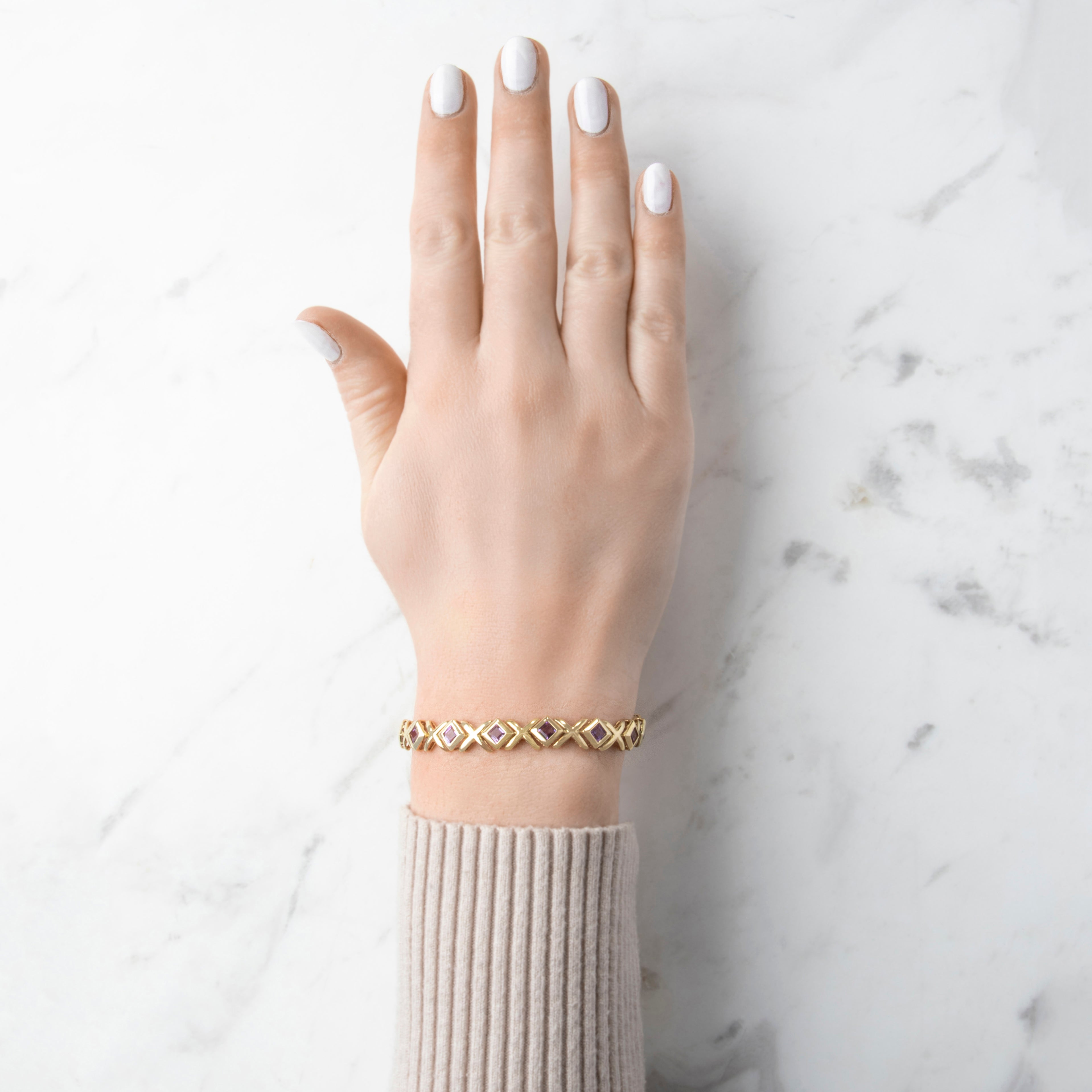 Vintage 10k Yellow Gold 3.9cttw Amethyst Pretty XO Link Bracelet - On model view