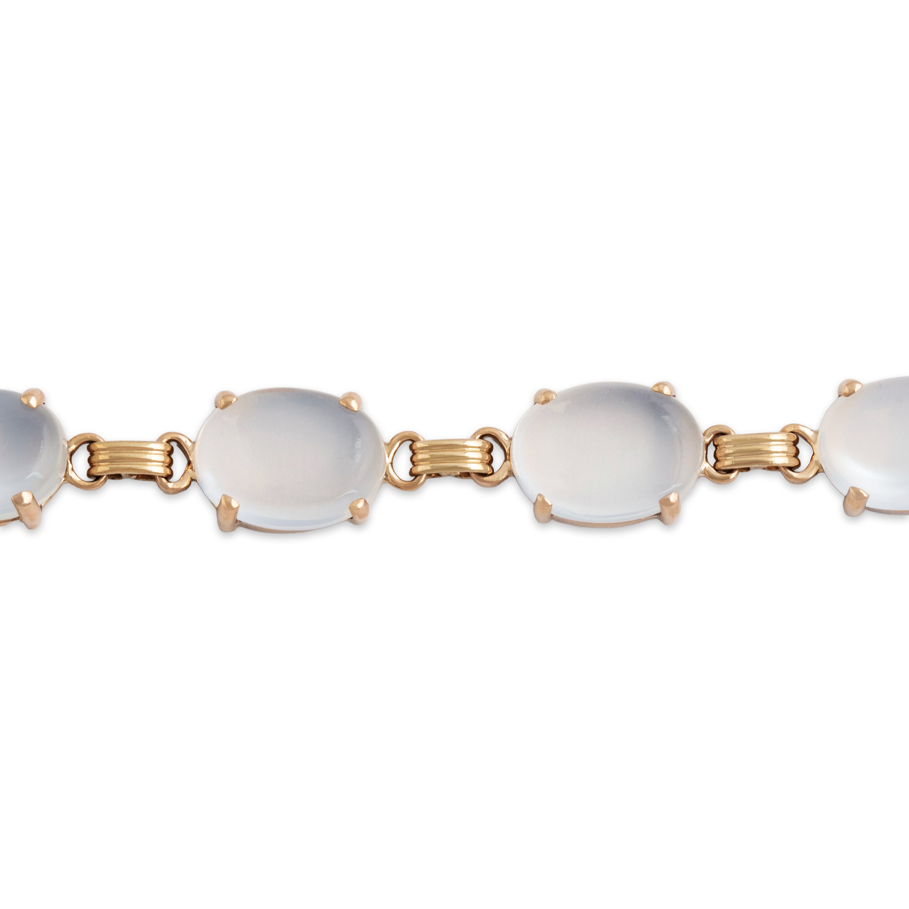 Vintage 14k Yellow Gold 23cttw Moonstone Wonderful Oval Cabochon Bracelet - detail view #1