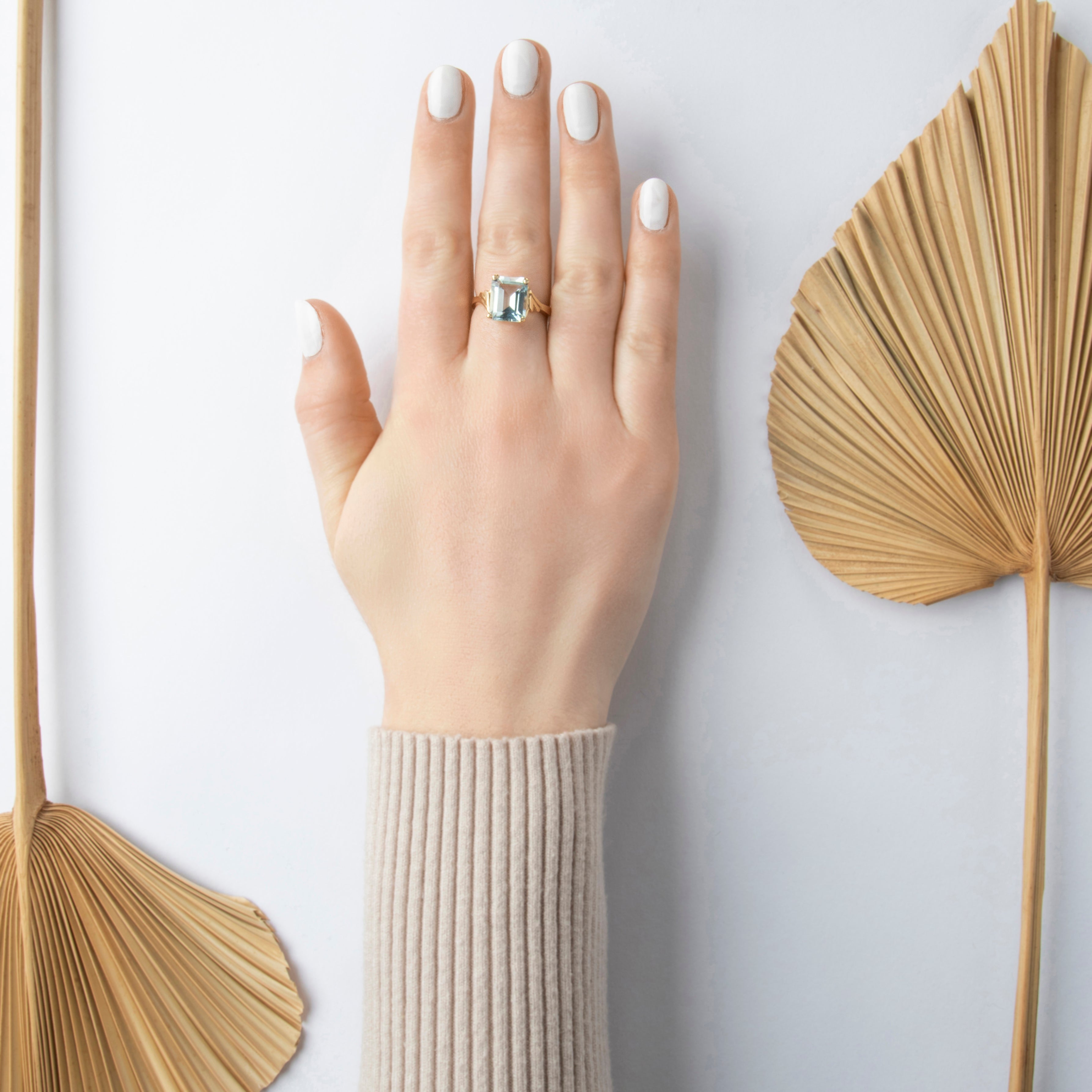 Vintage 14k Yellow Gold 4ct Aquamarine Elegant Emerald-Cut Cocktail Ring - On model view