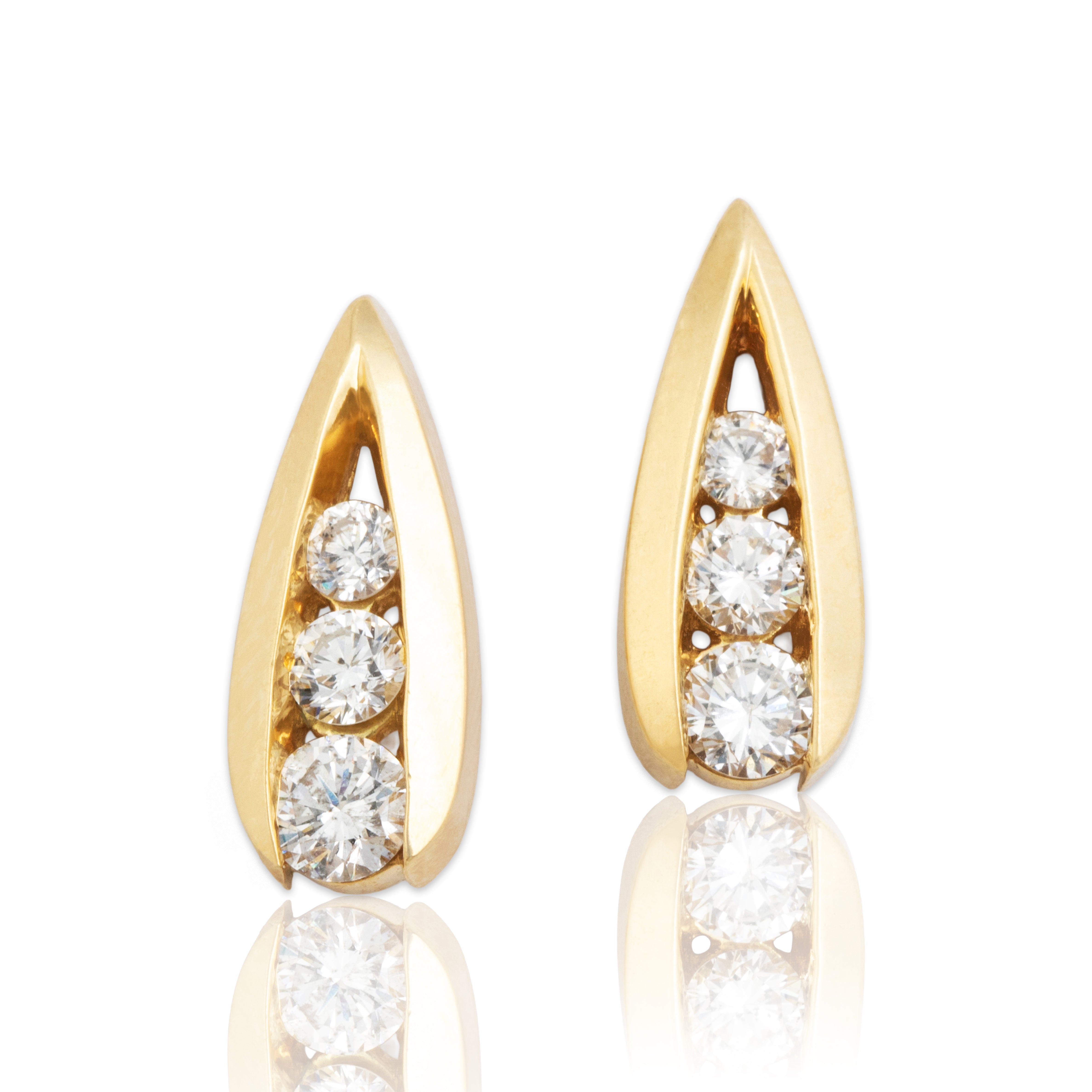 Vintage 18k Yellow Gold .842cttw Diamond Chic Split Trio Stud Earrings - Close-up view