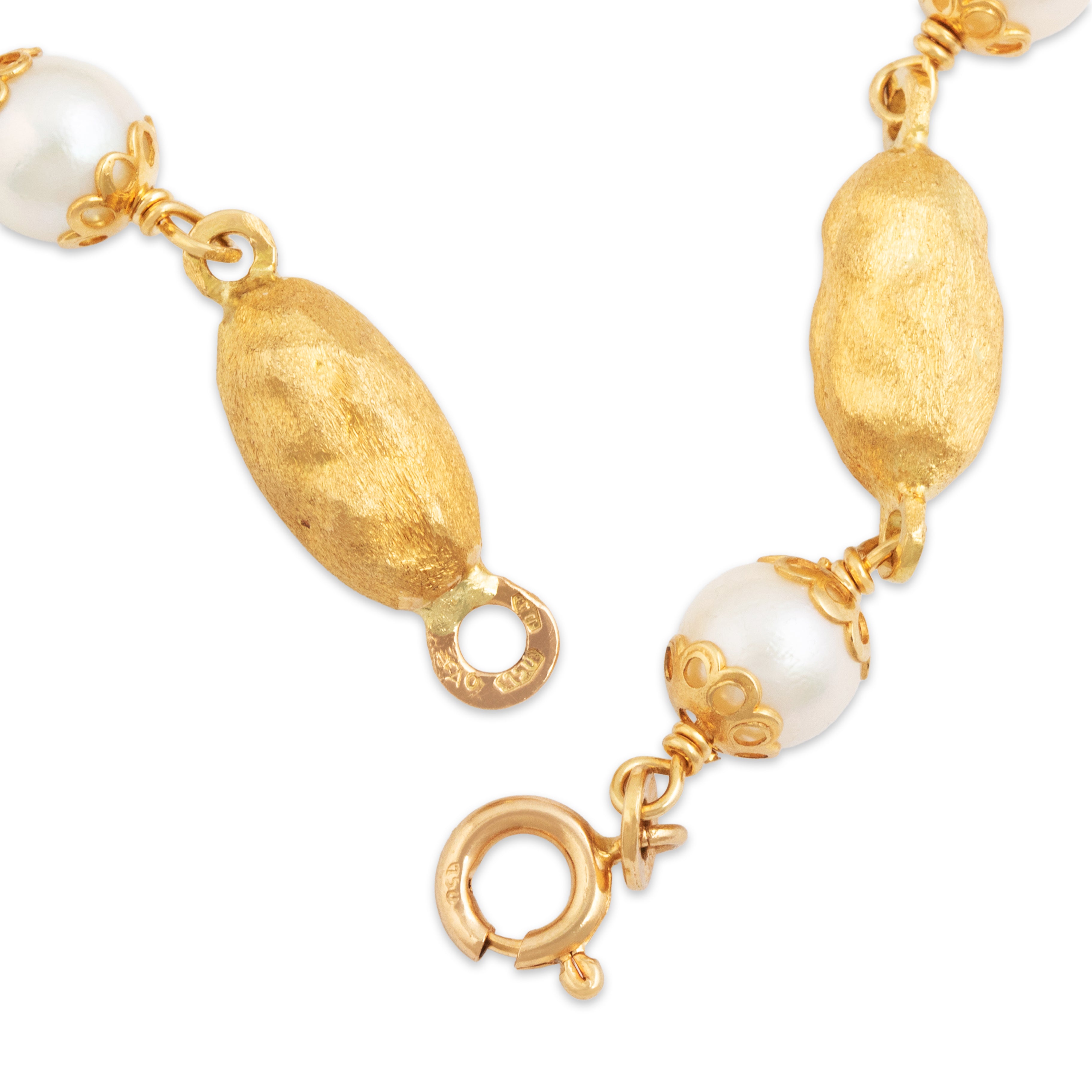 Estate Italian 18k Yellow Gold Pearl Textured Bauble Bracelet - clasp view