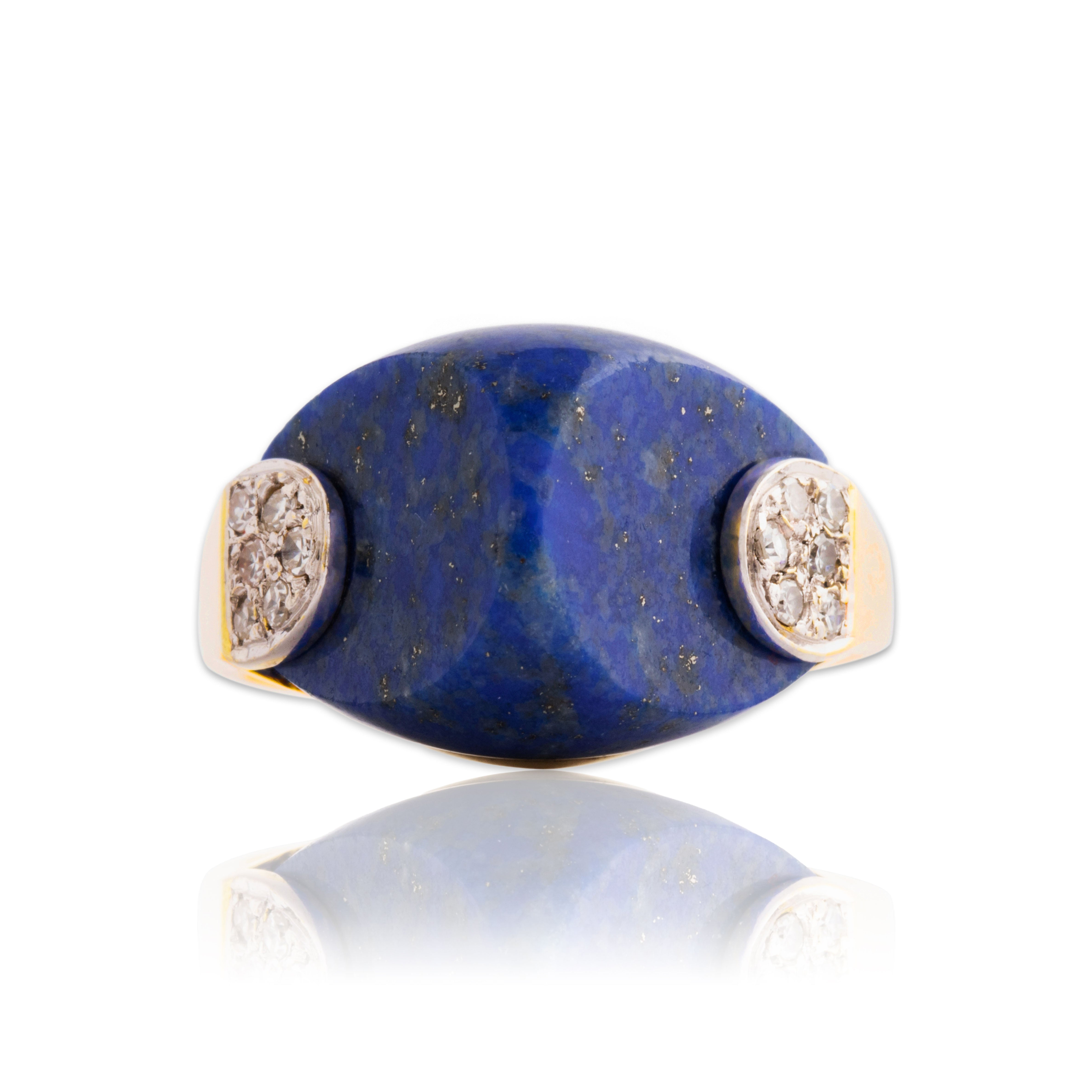 Vintage 14k Yellow Gold 9.72ct Lapis Lazuli Diamond Triangle Statement Ring - Close-up view