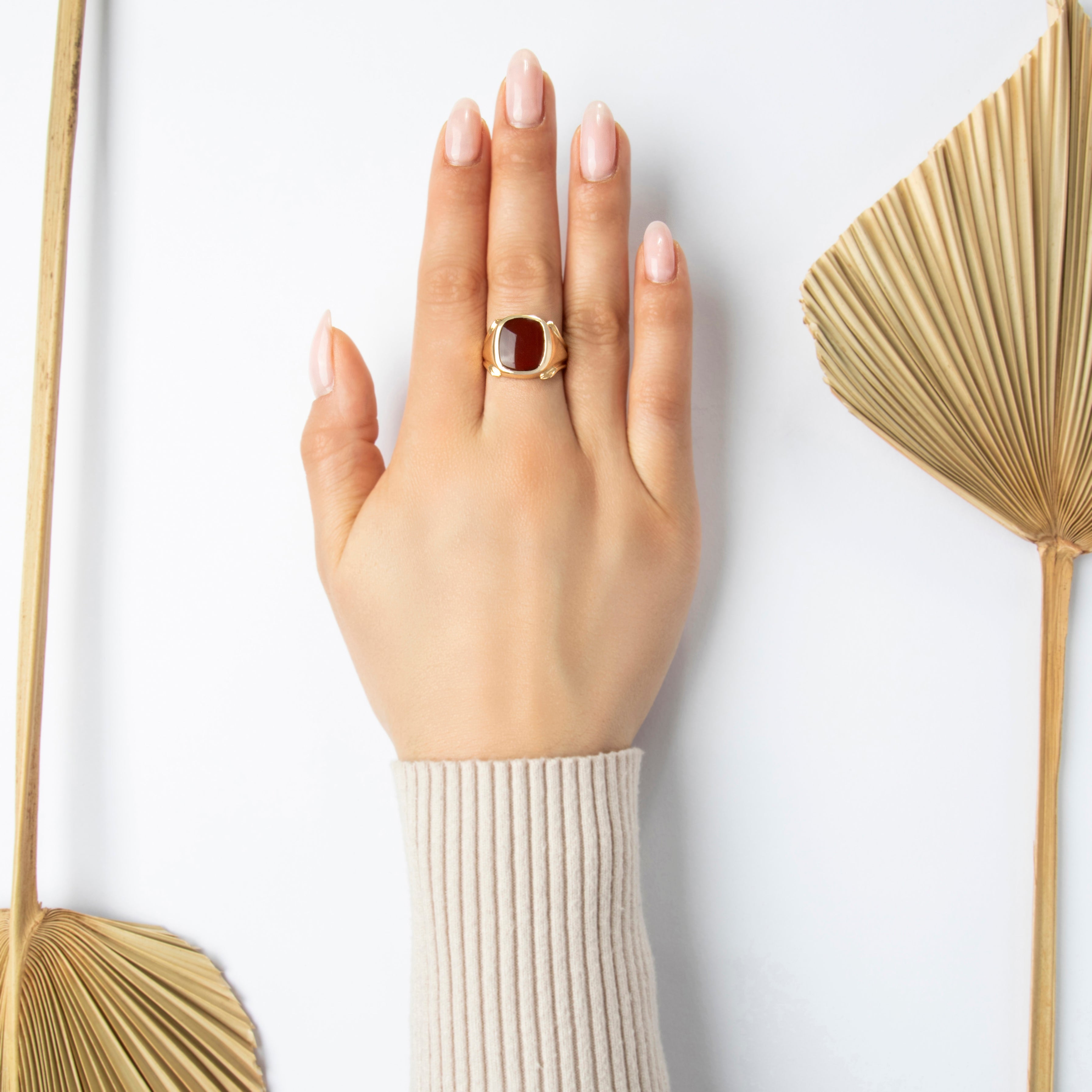 Vintage Heavy 10k Yellow Gold 2.9ct Carnelian Bold Fluted Signet Ring - On model view