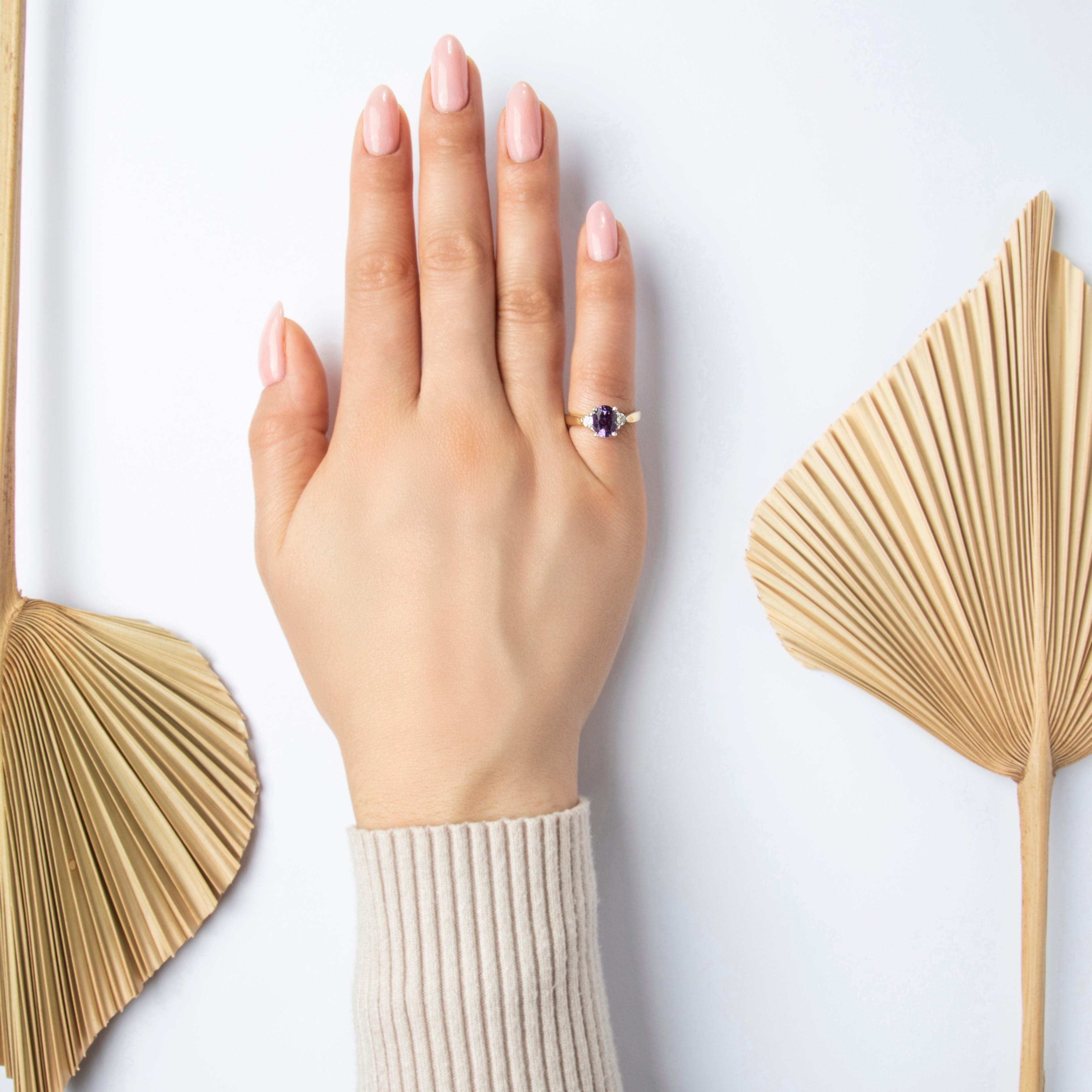 Vintage 14k Yellow Gold 1ct Amethyst Diamond Flashing Oval Ring - On model view