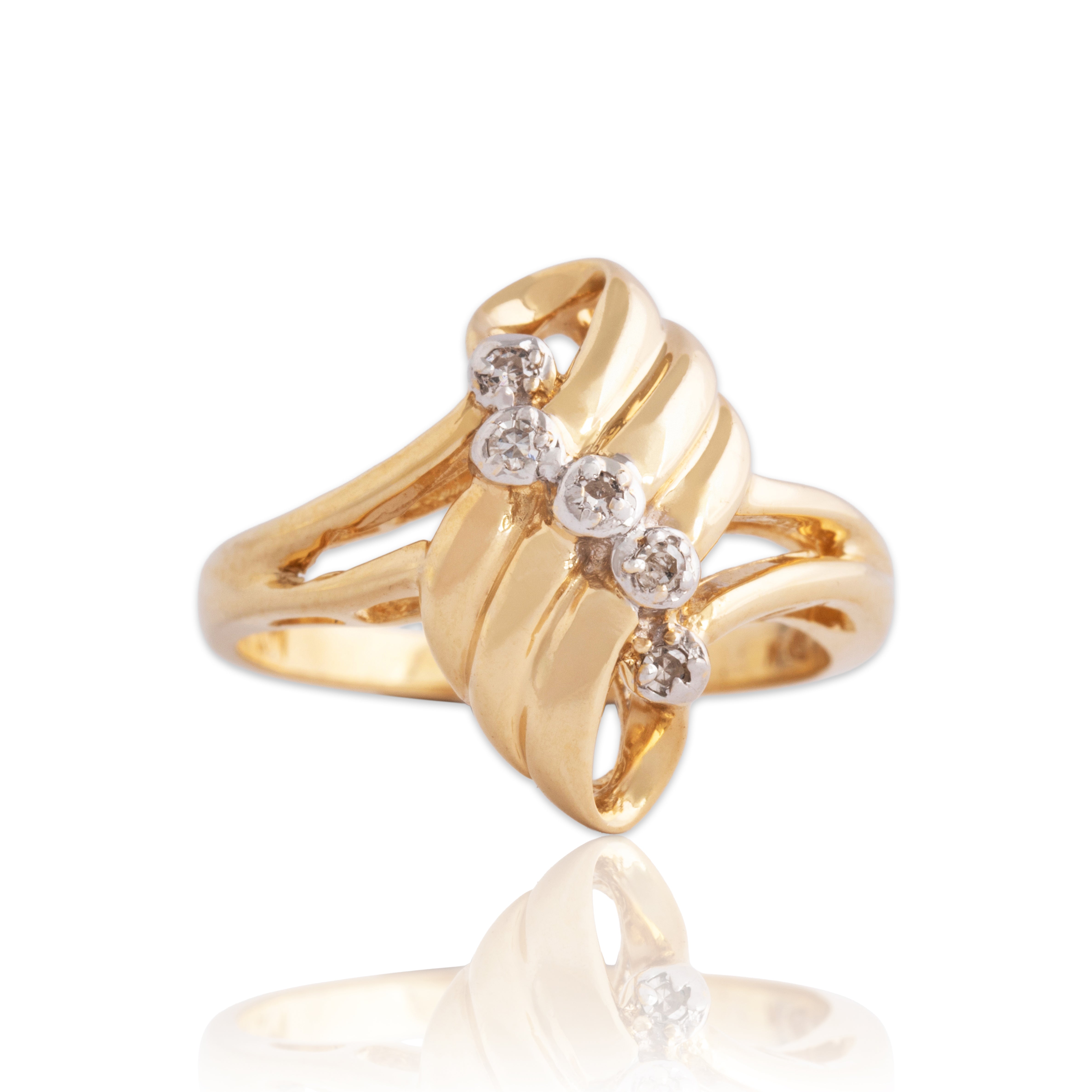 Vintage 14k Yellow Gold Diamond Flowing Ribbon Ring - Close-up view