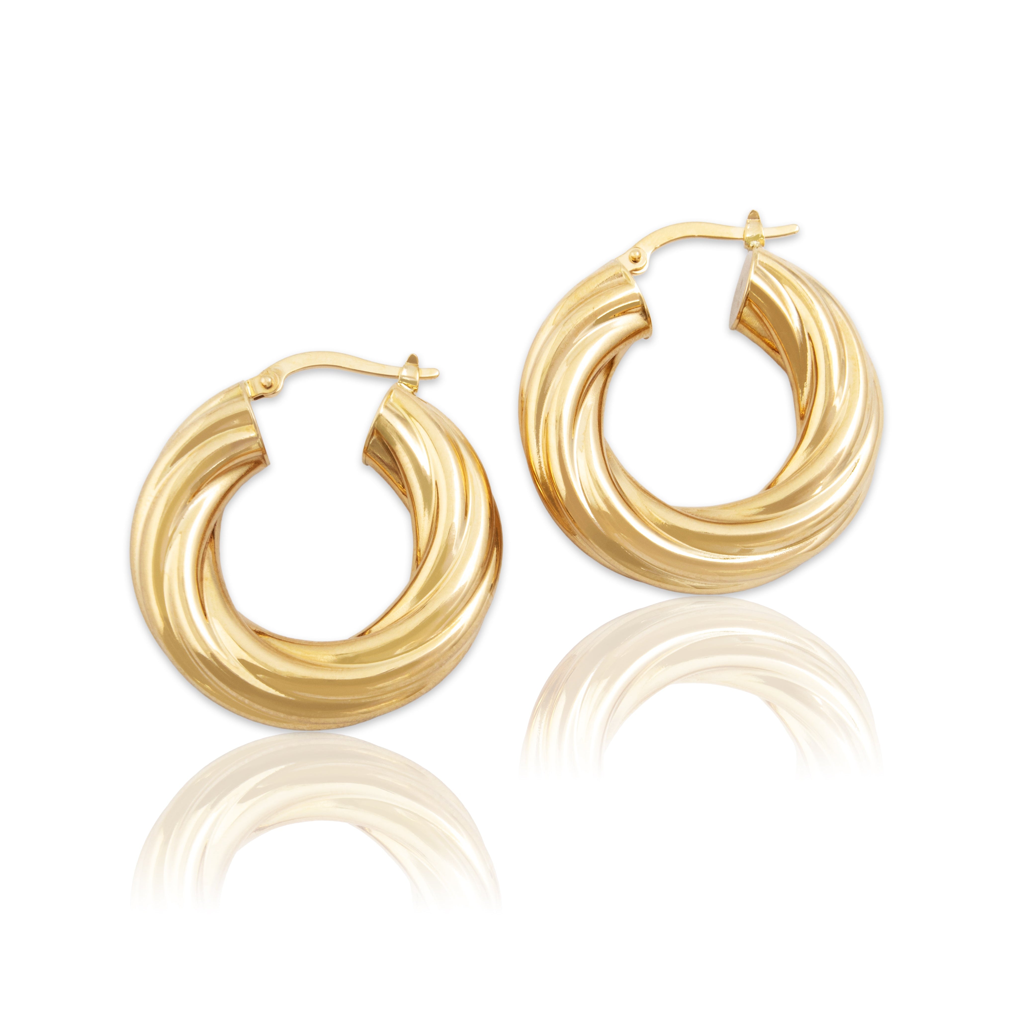 Vintage Italian 18K Yellow Gold Chunky Twisted Ribbed Hoop Earrings - Close-up view